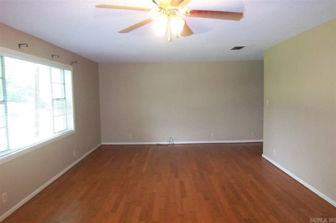 Property at 139  Falls street - Image 2