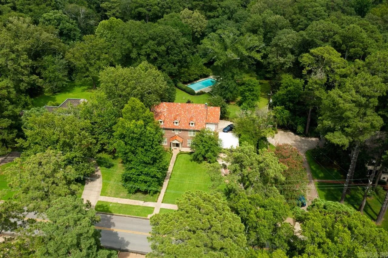 Property at 1701 N Madison ave - Image 32