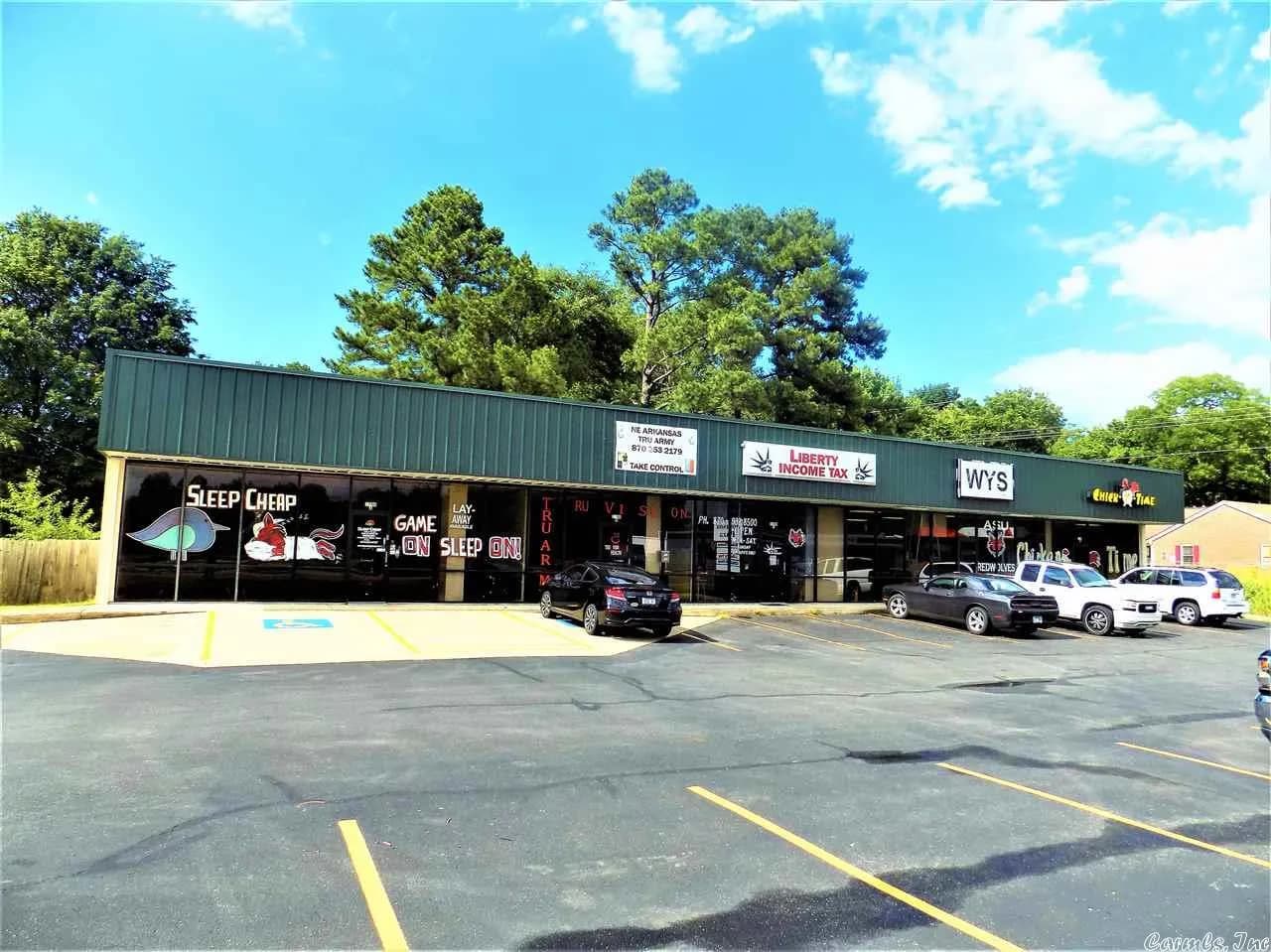 Property at 1700 E Johnson - Image 1