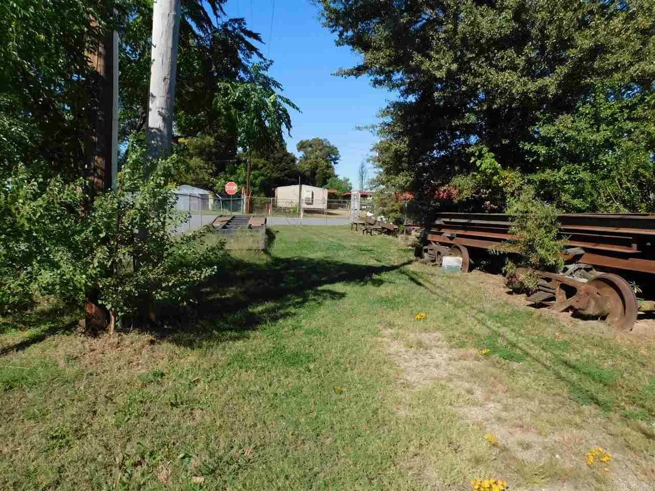 Property at 419 E 13th - Image 11