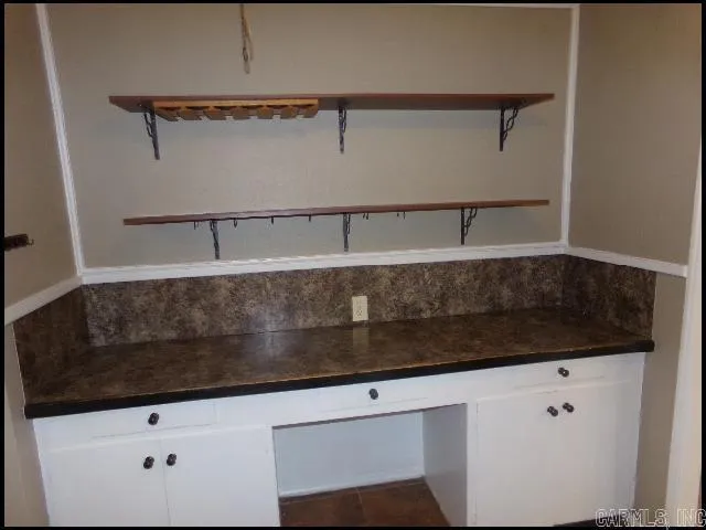 Property at 6601  Kavanaugh - Image 7