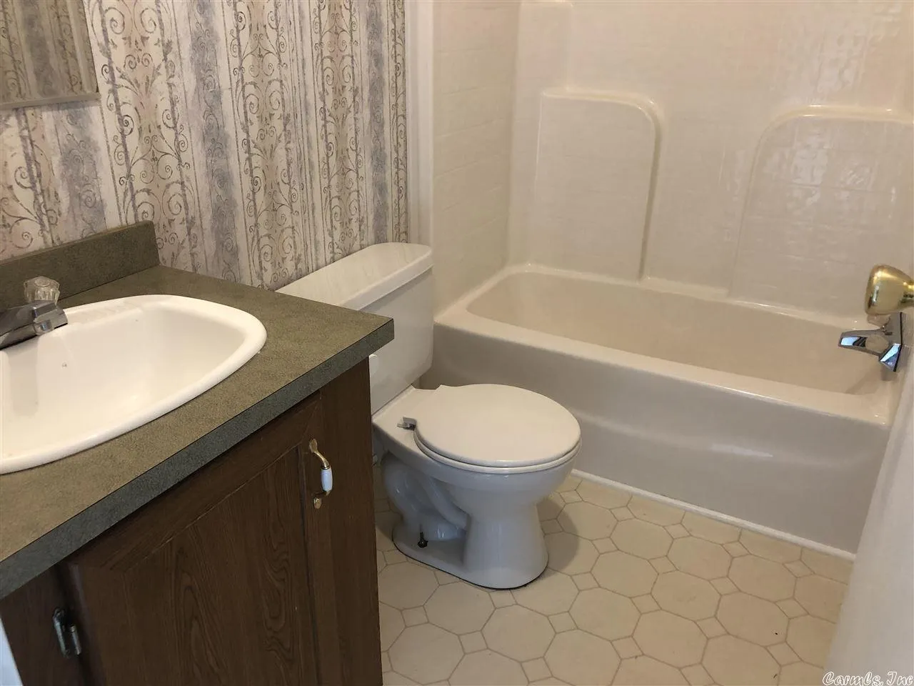 Property at 127  Walnut - Image 26