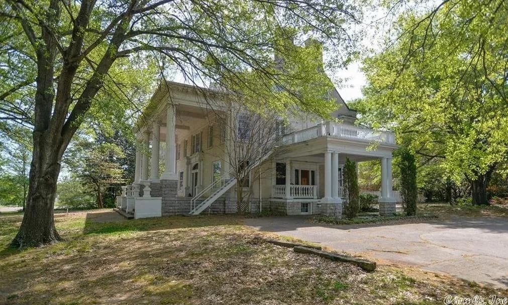 Property at 2900  Rogers - Image 2