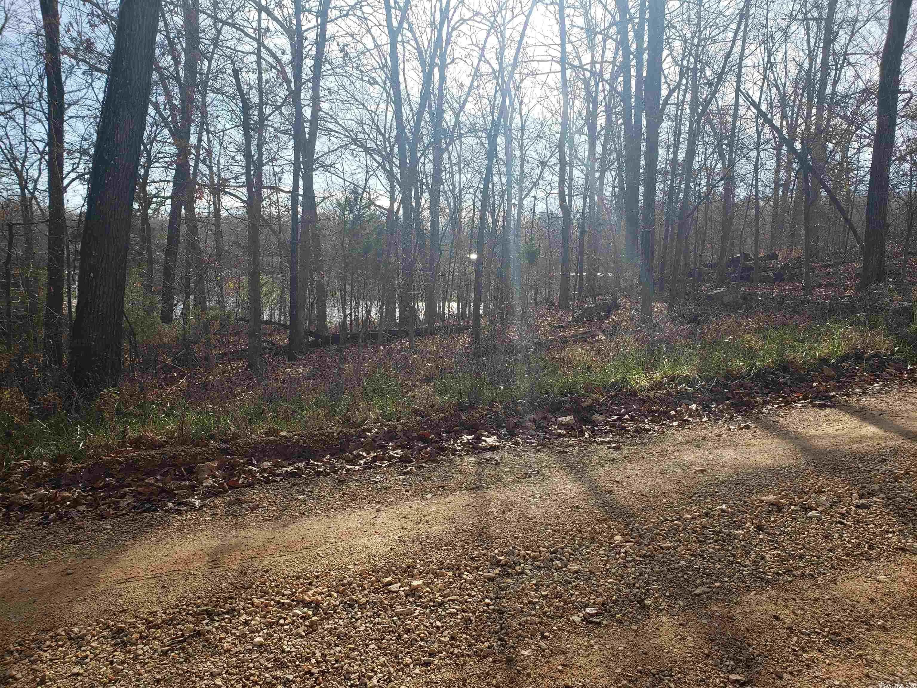 Property at W lakeshore - Image 14