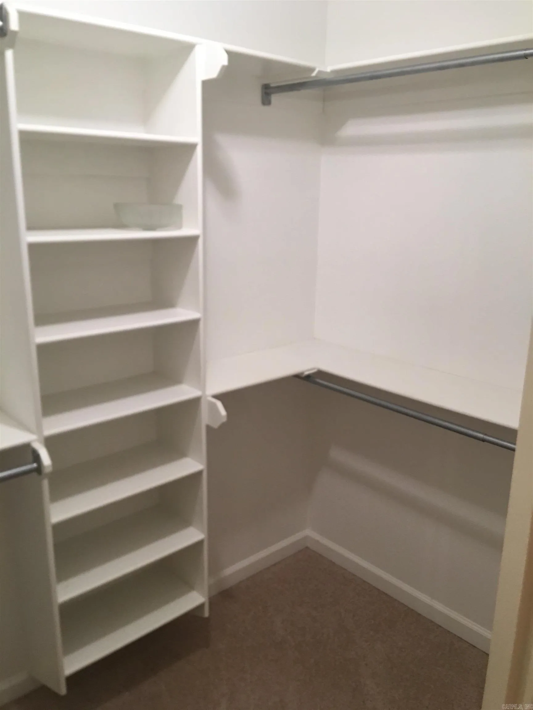 Property at 354  Meadowcreek - Image 14