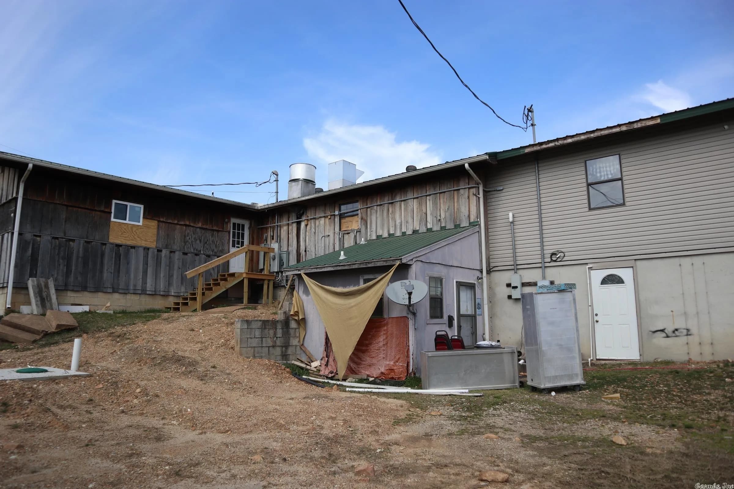 Property at 652 W Hwy 62/412 - Image 7