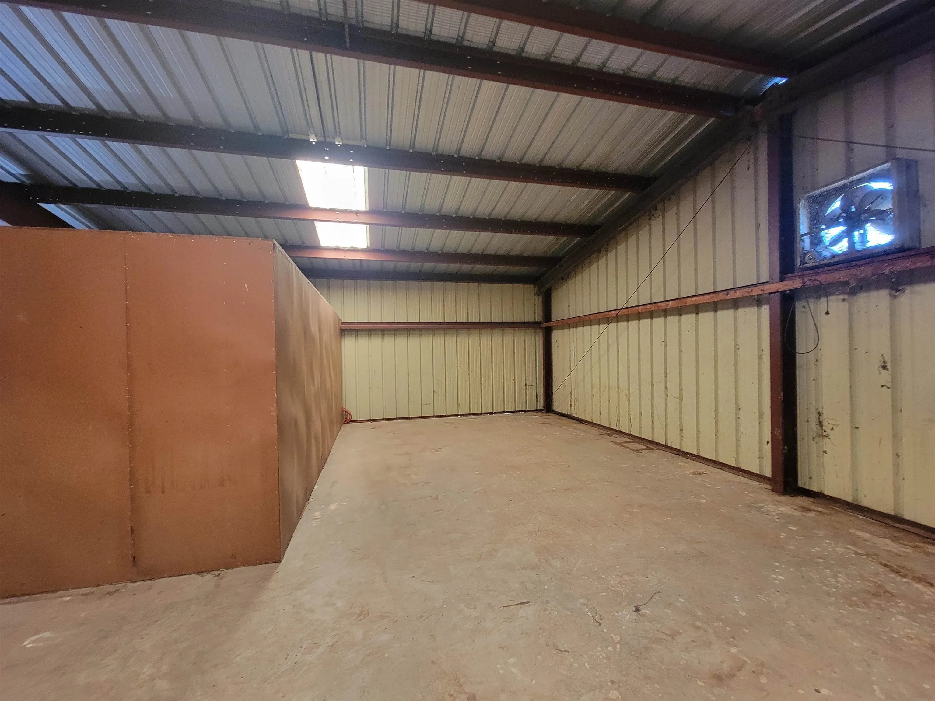 Property at 8601  Highway 79 - Image 12