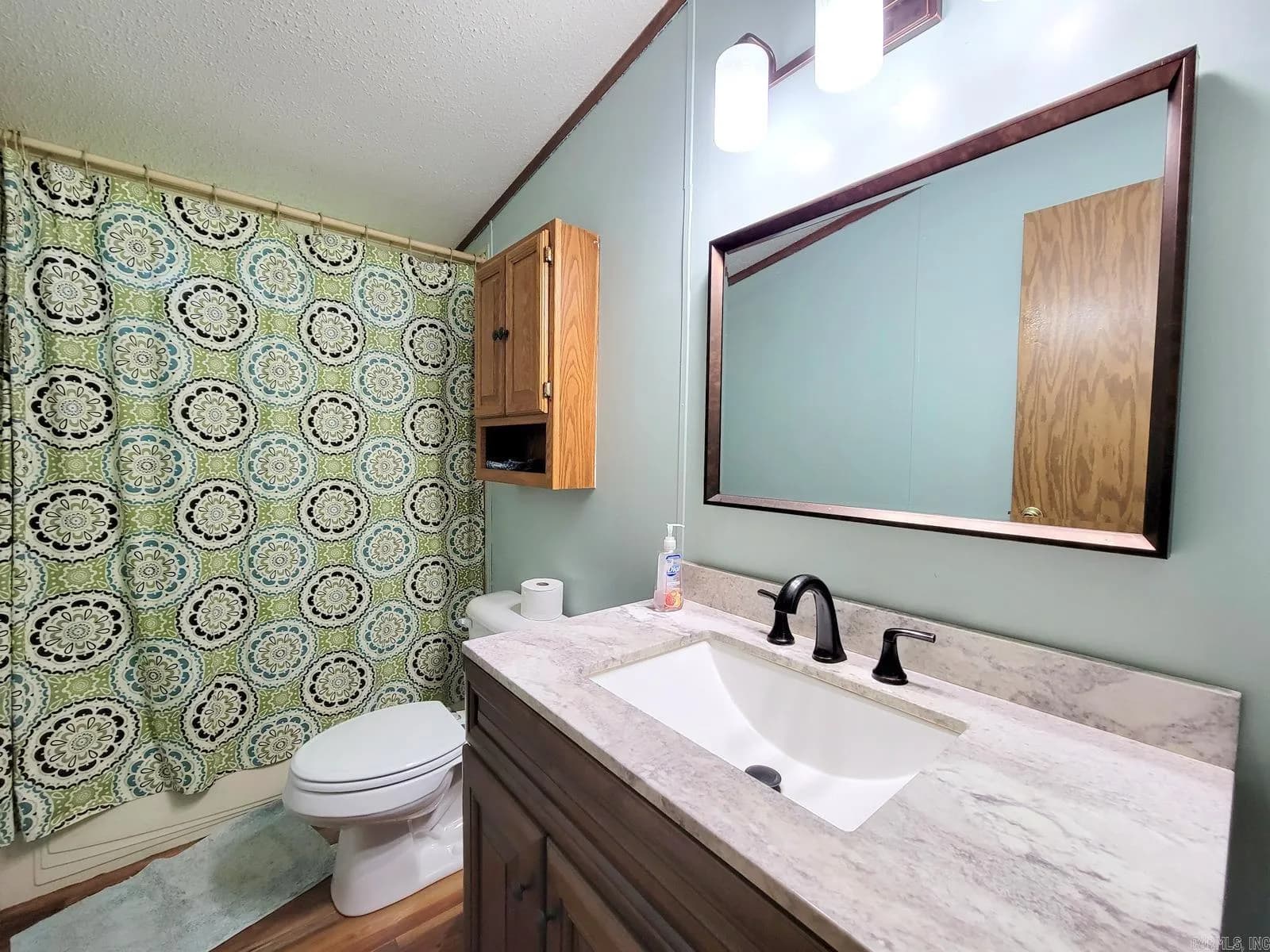 Property at 230 W Main - Image 10