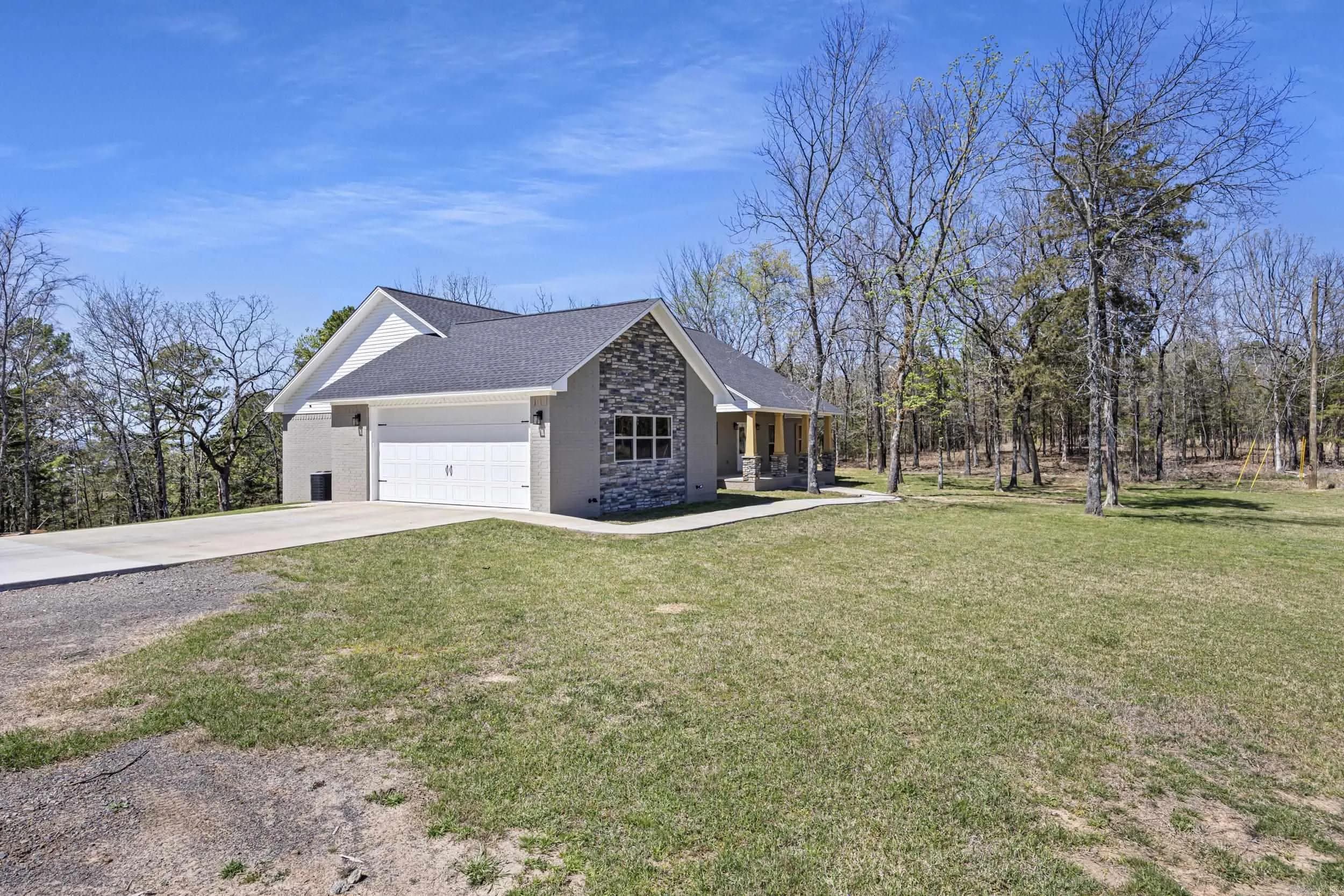 Property at 431  Apple - Image 43