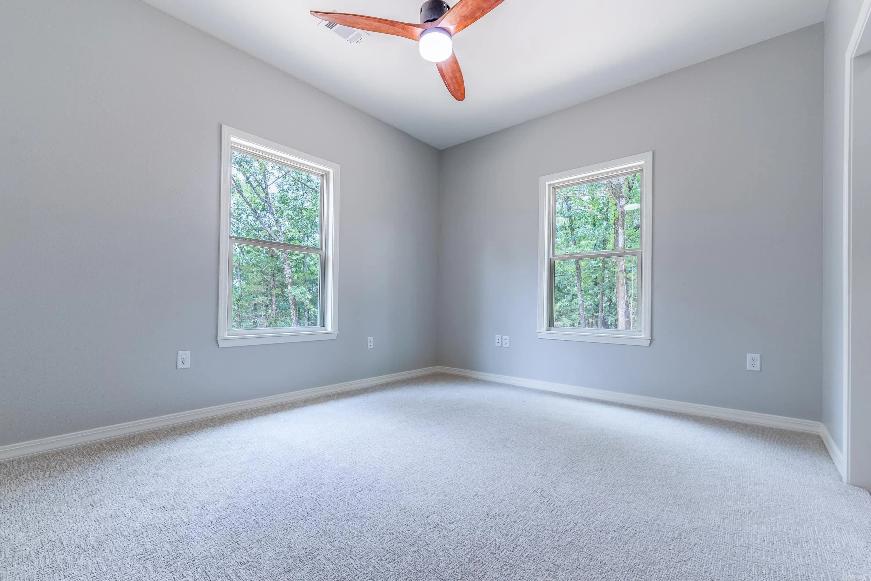 Property at 431  Apple - Image 29
