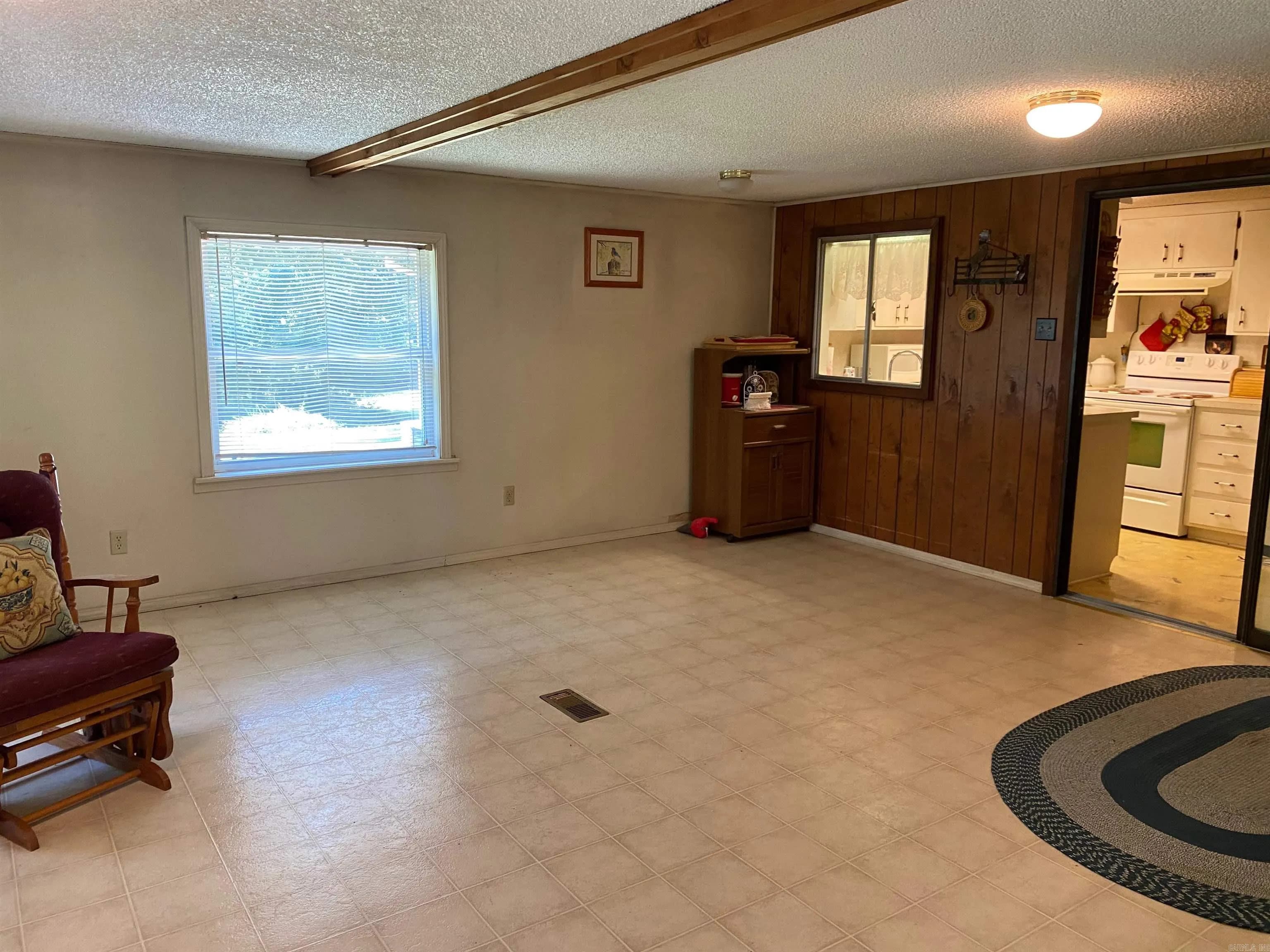 Property at 535 E 298 - Image 10