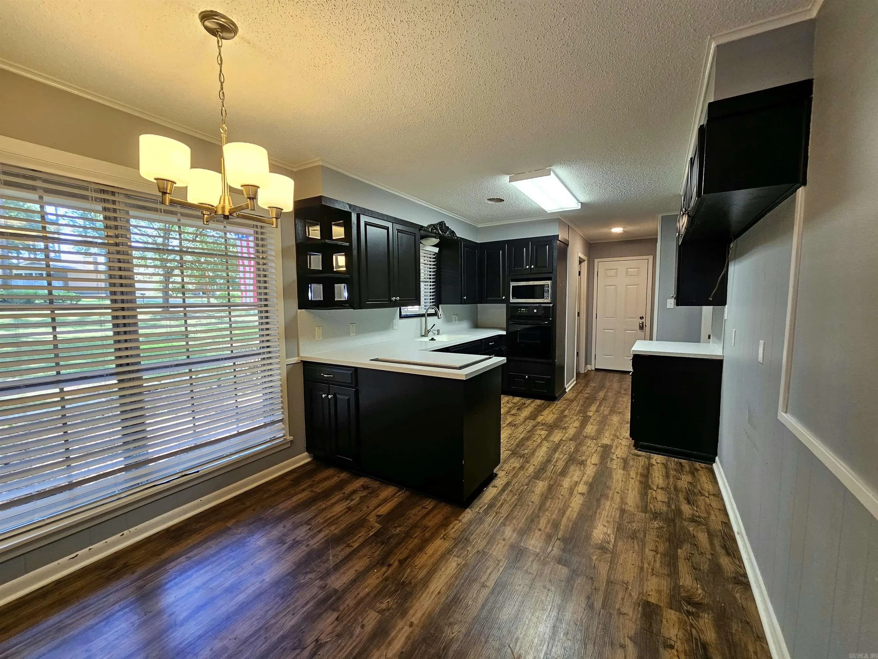 Property at 1608 S Lakewood - Image 15