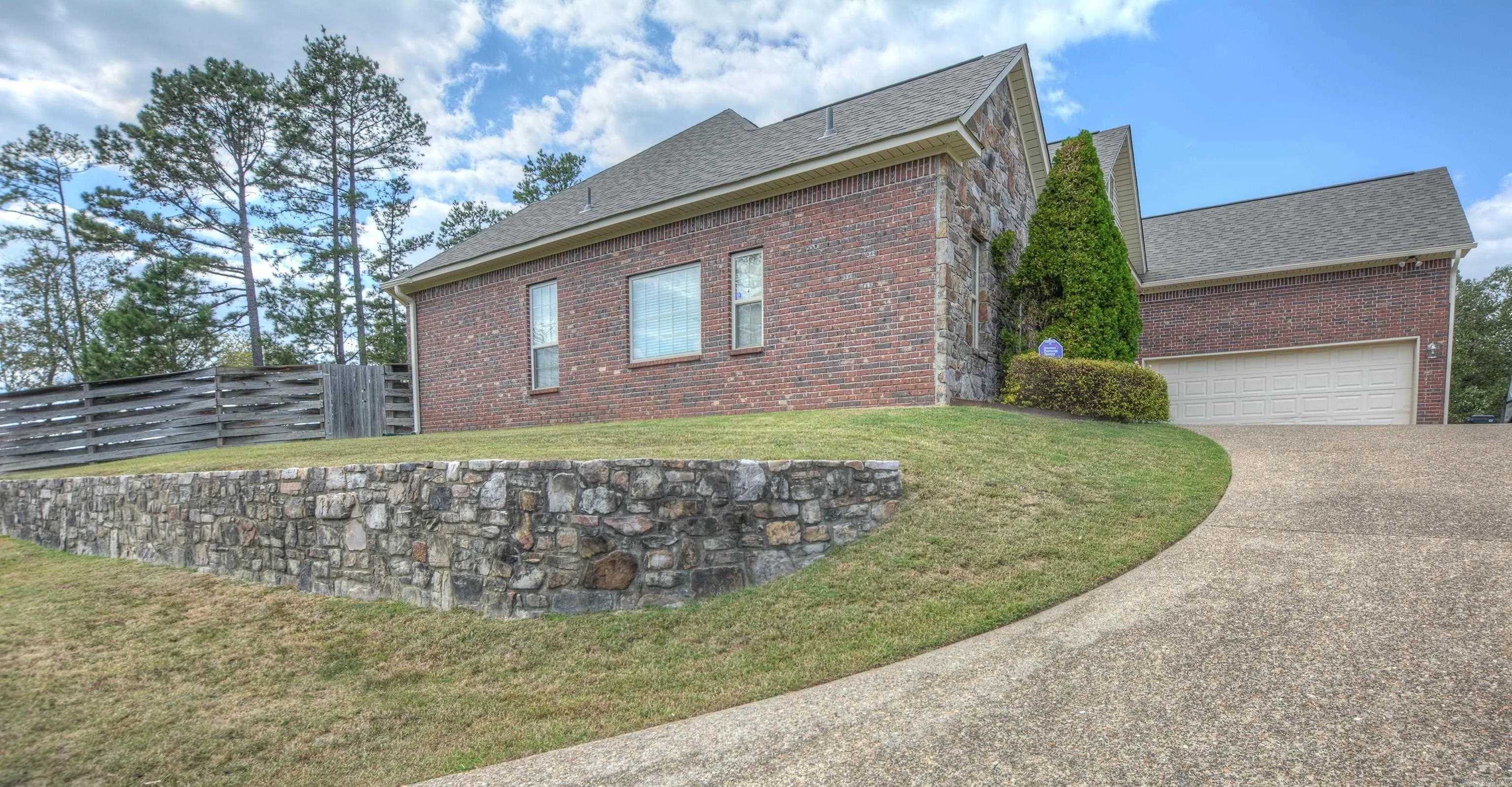 Property at 170  Wildwood forest - Image 6