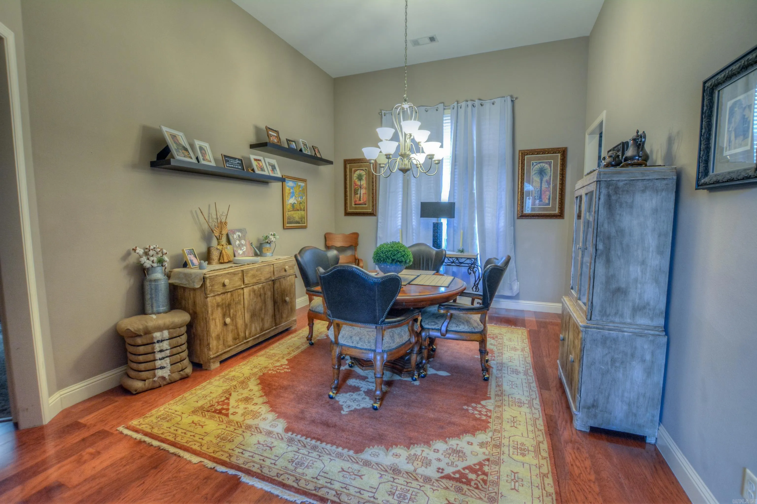 Property at 170  Wildwood forest - Image 11