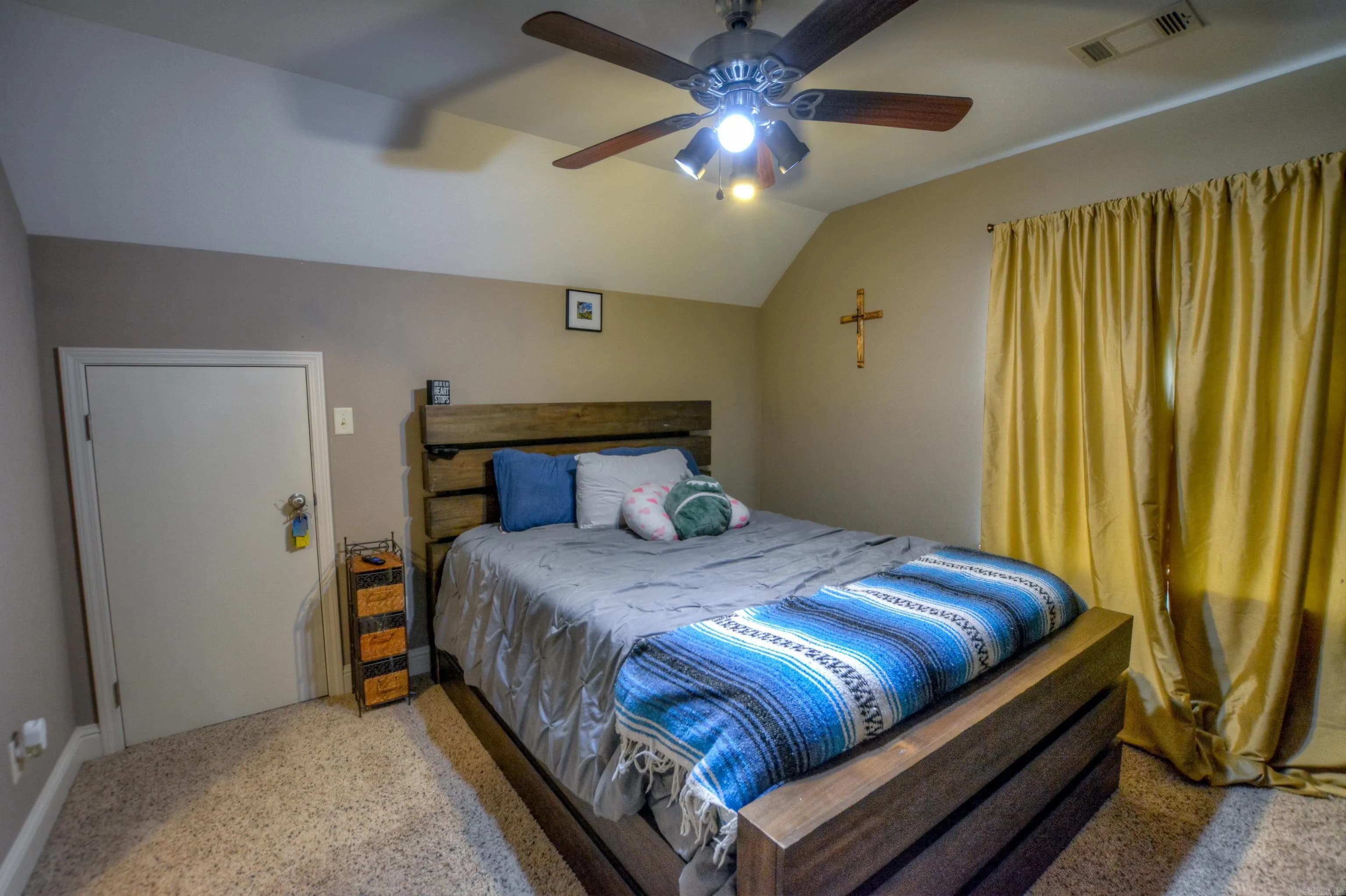 Property at 170  Wildwood forest - Image 20