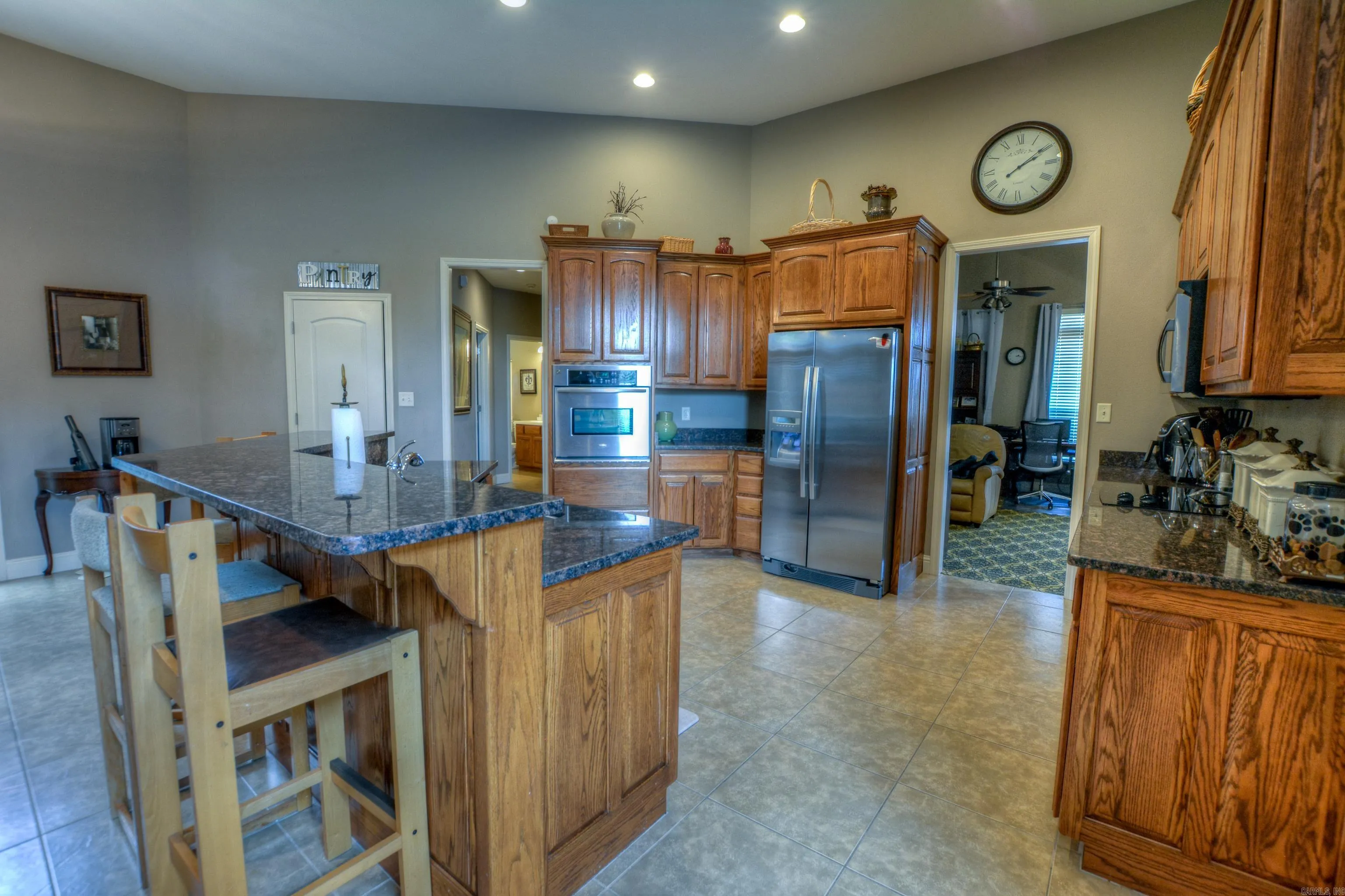 Property at 170  Wildwood forest - Image 10