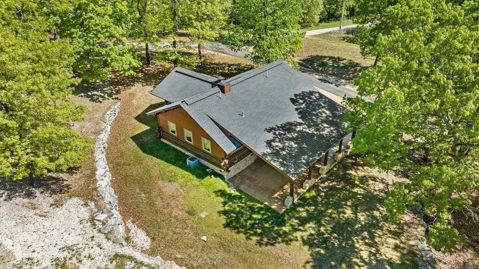 Property at 768  Cobblestone - Image 44