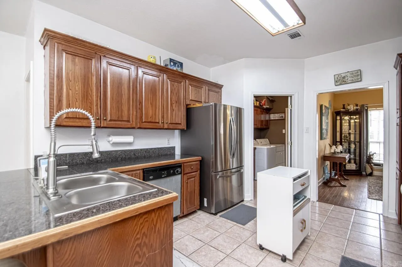 Property at 736 highway  365 - Image 10