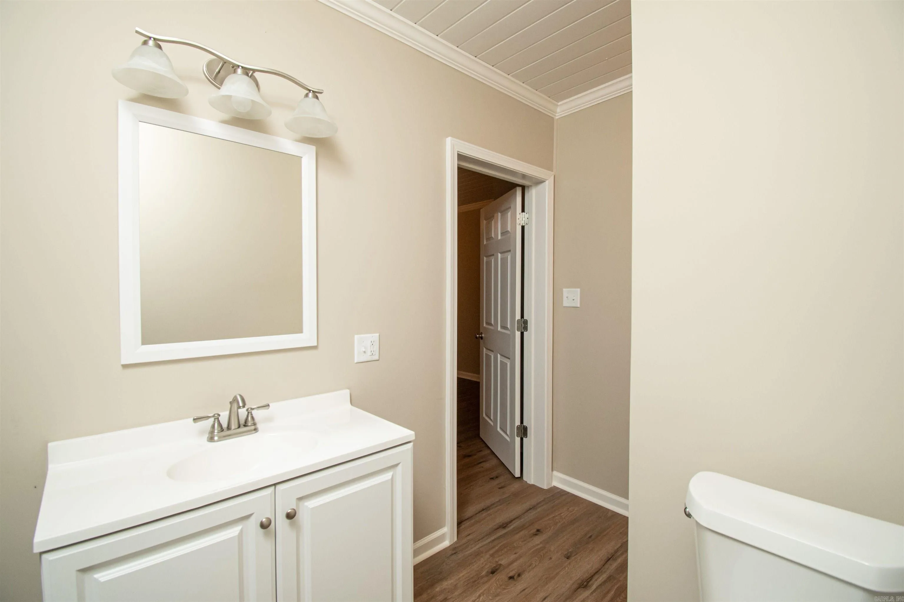 Property at 208  Frost - Image 17