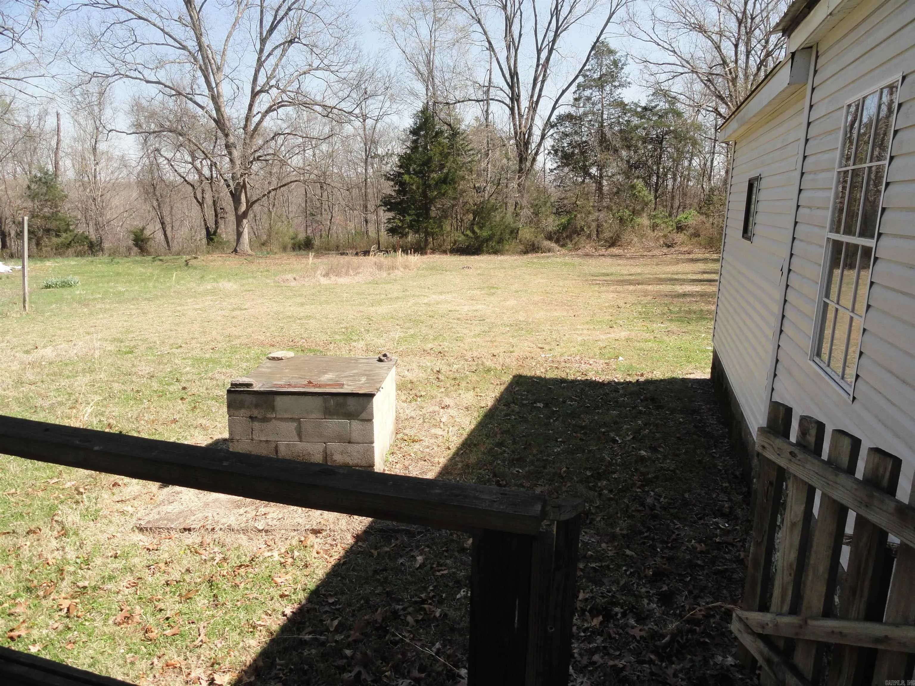 Property at 308  Plain view - Image 11