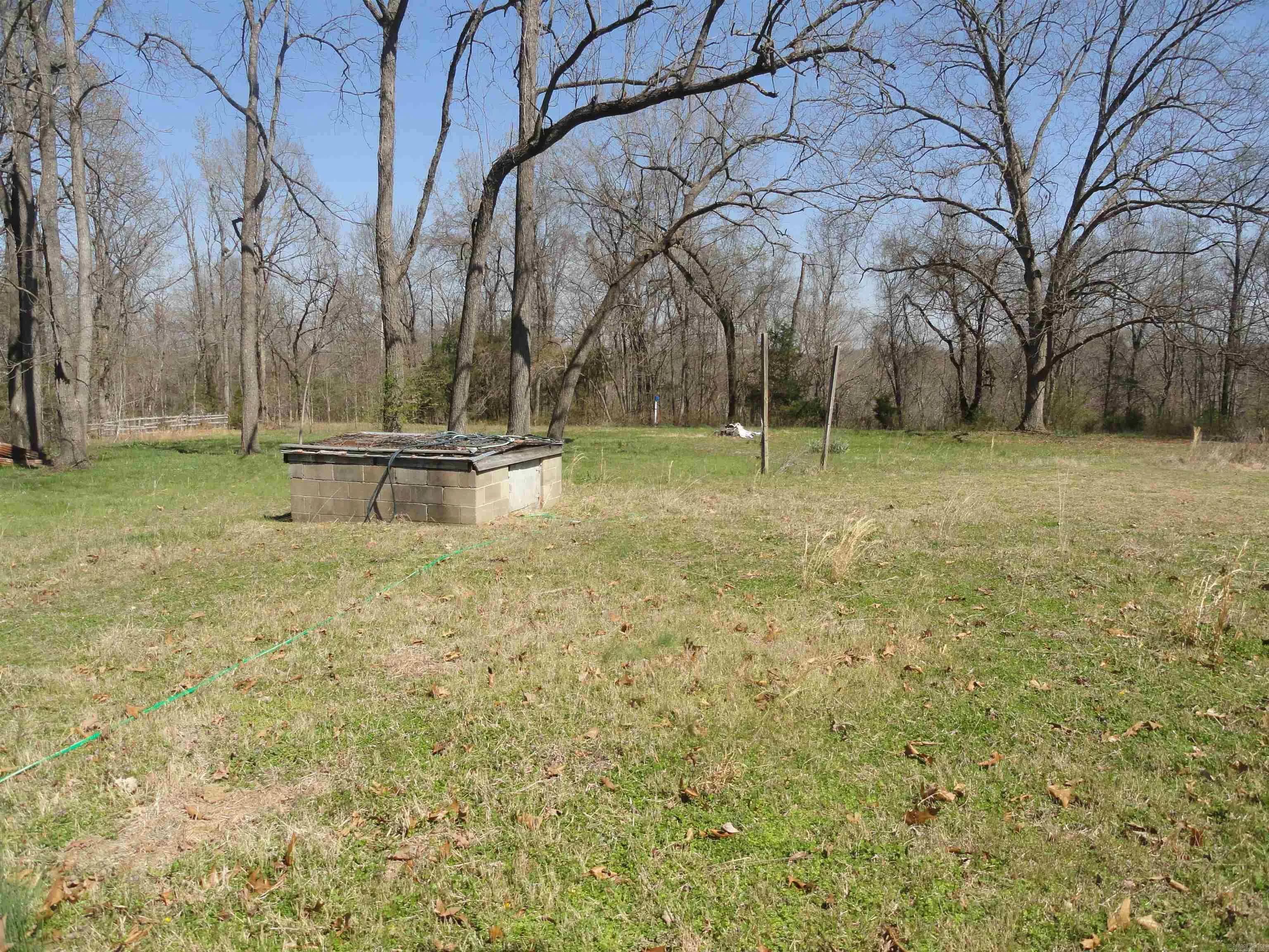 Property at 308  Plain view - Image 10