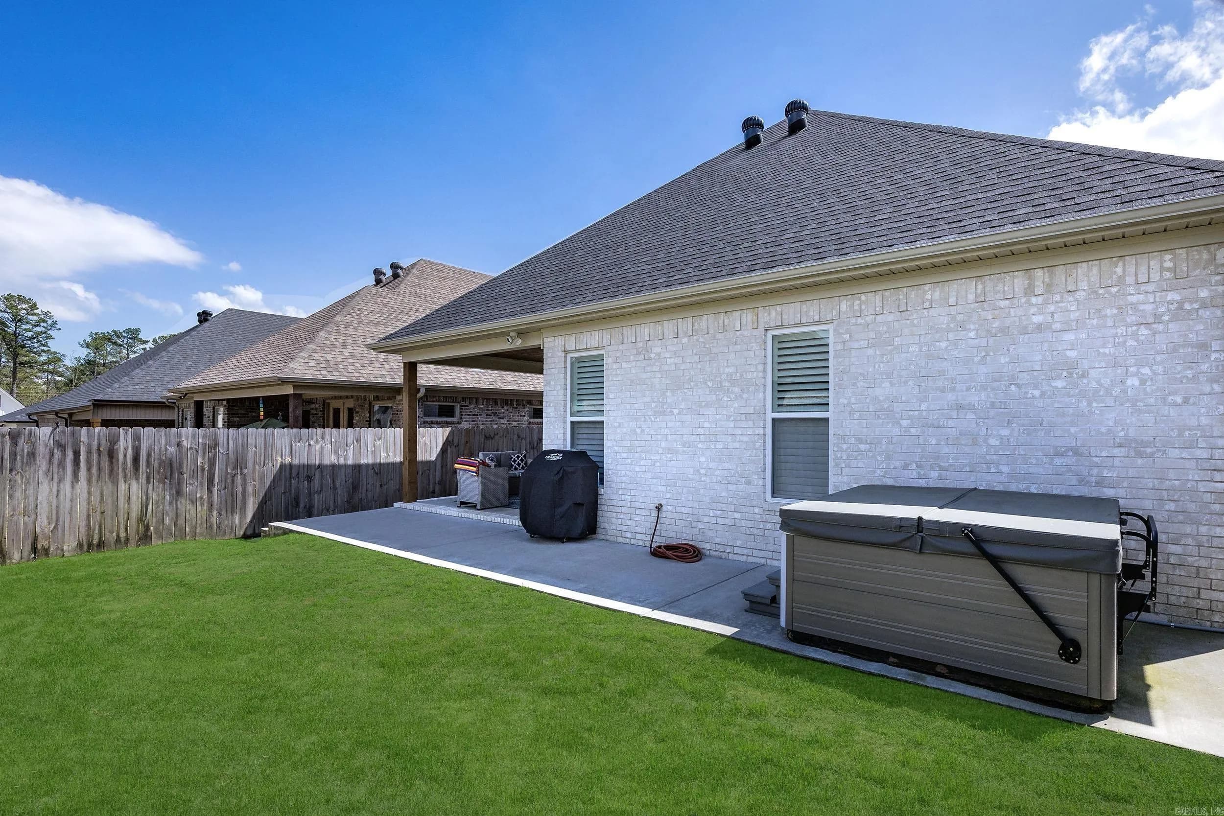 Property at 8  Short leaf - Image 36