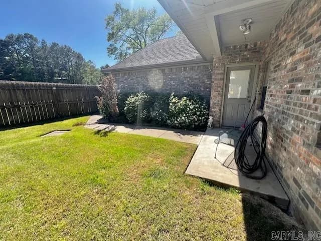 Property at 2319  Saxony - Image 4