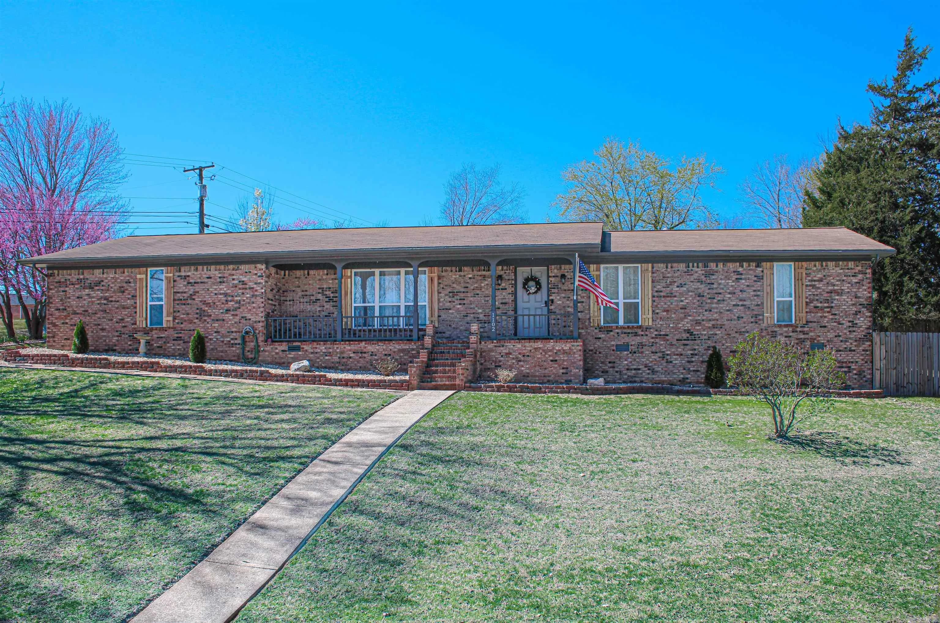 Property at 1102  Maria - Image 2