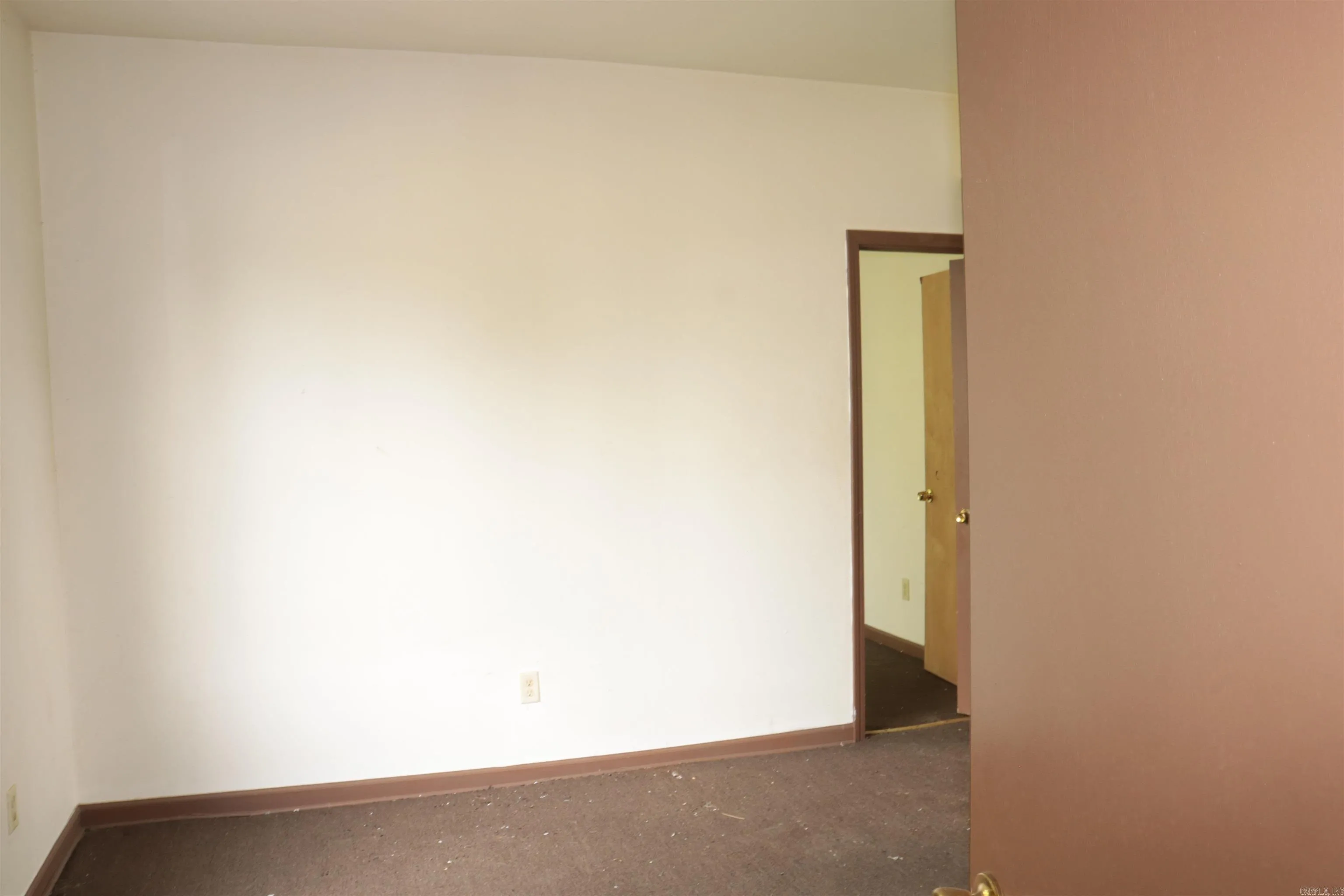Property at 811 W 28th street - Image 3