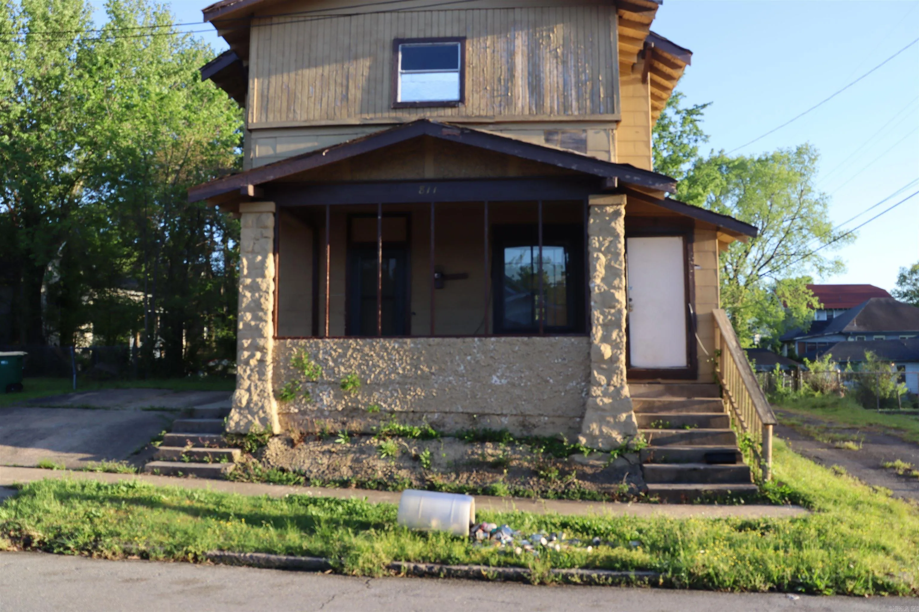 Property at 811 W 28th street - Image 1