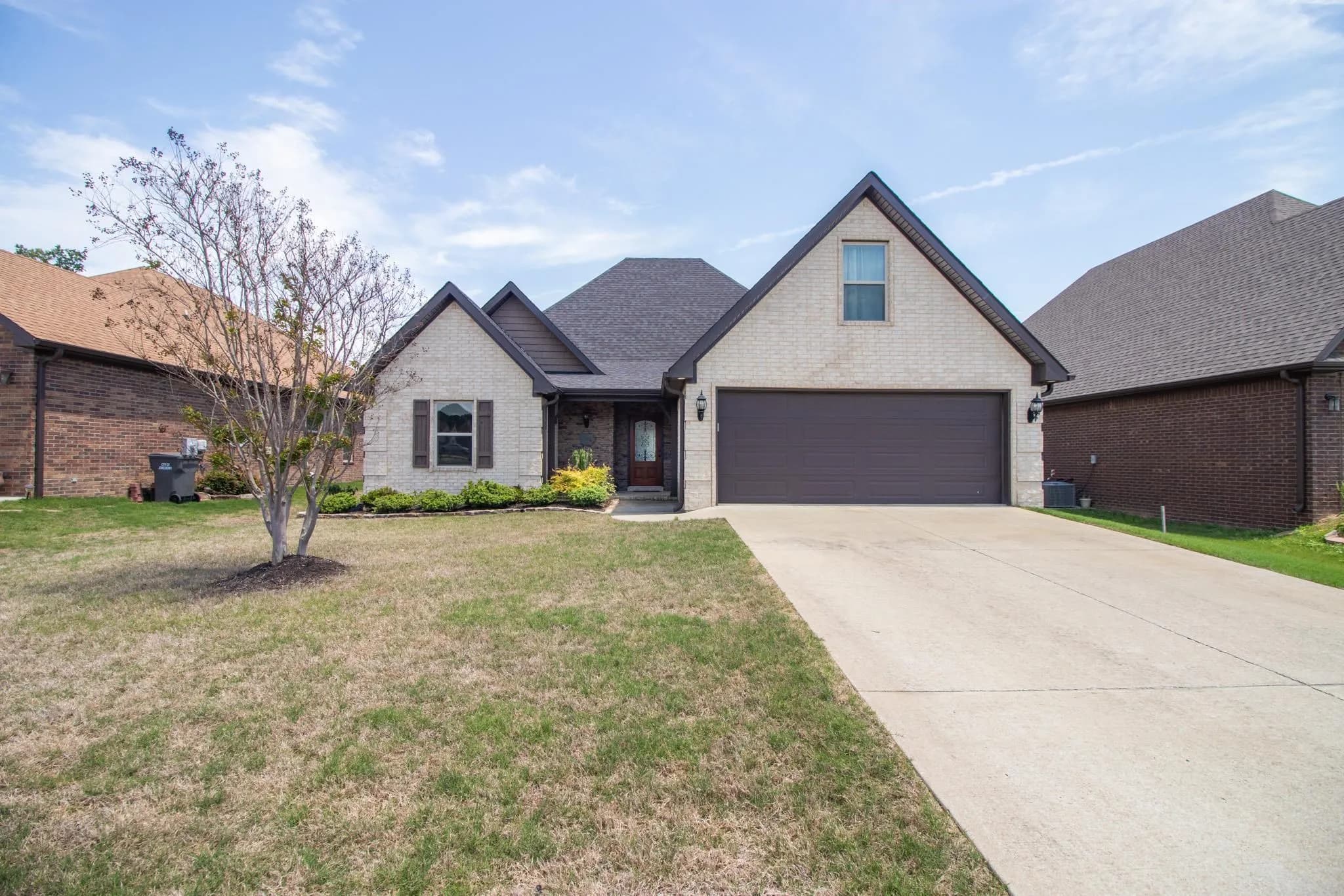 Property at 960  Wildcat - Image 1
