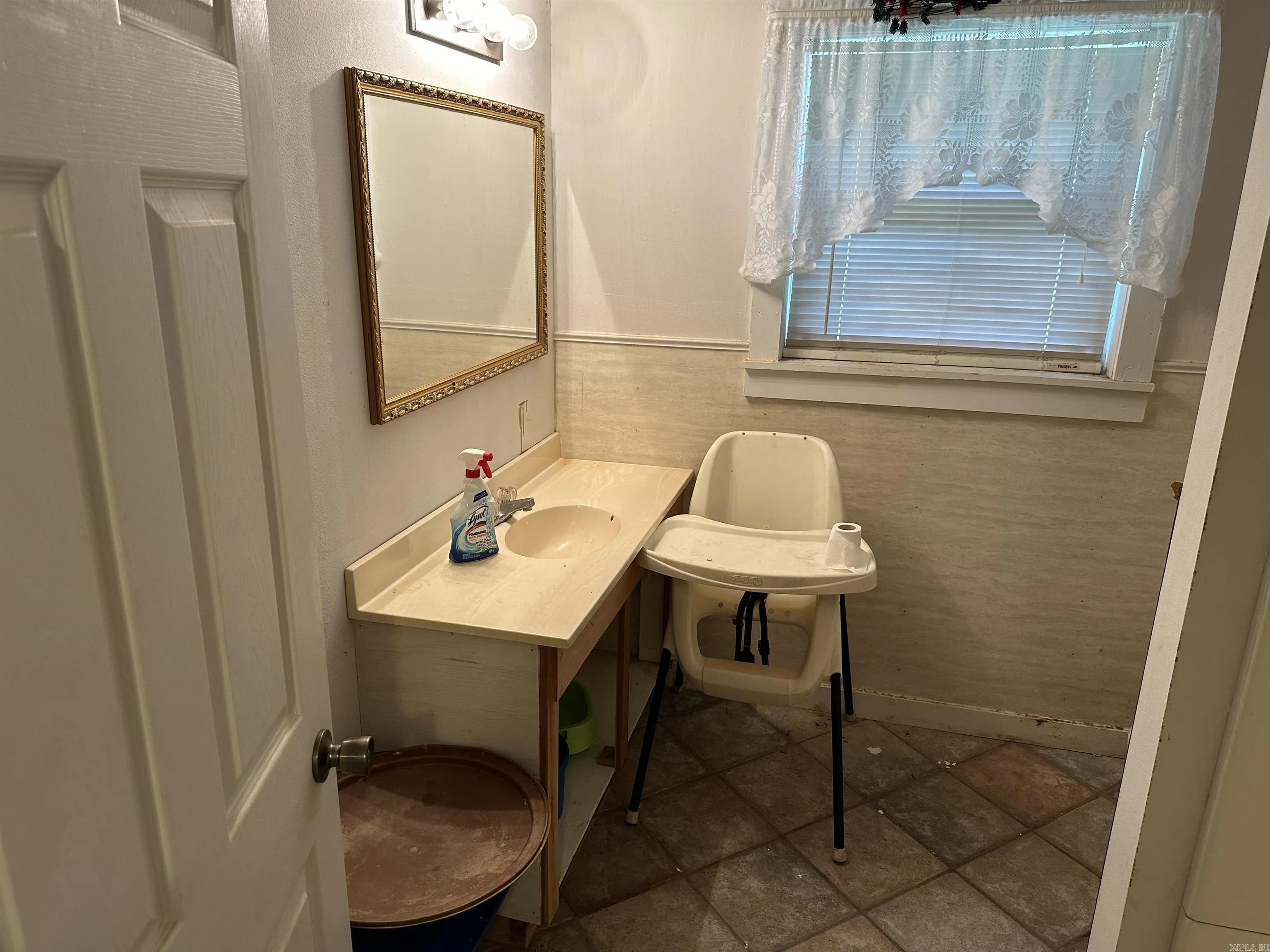 Property at 784  Millcreek - Image 44