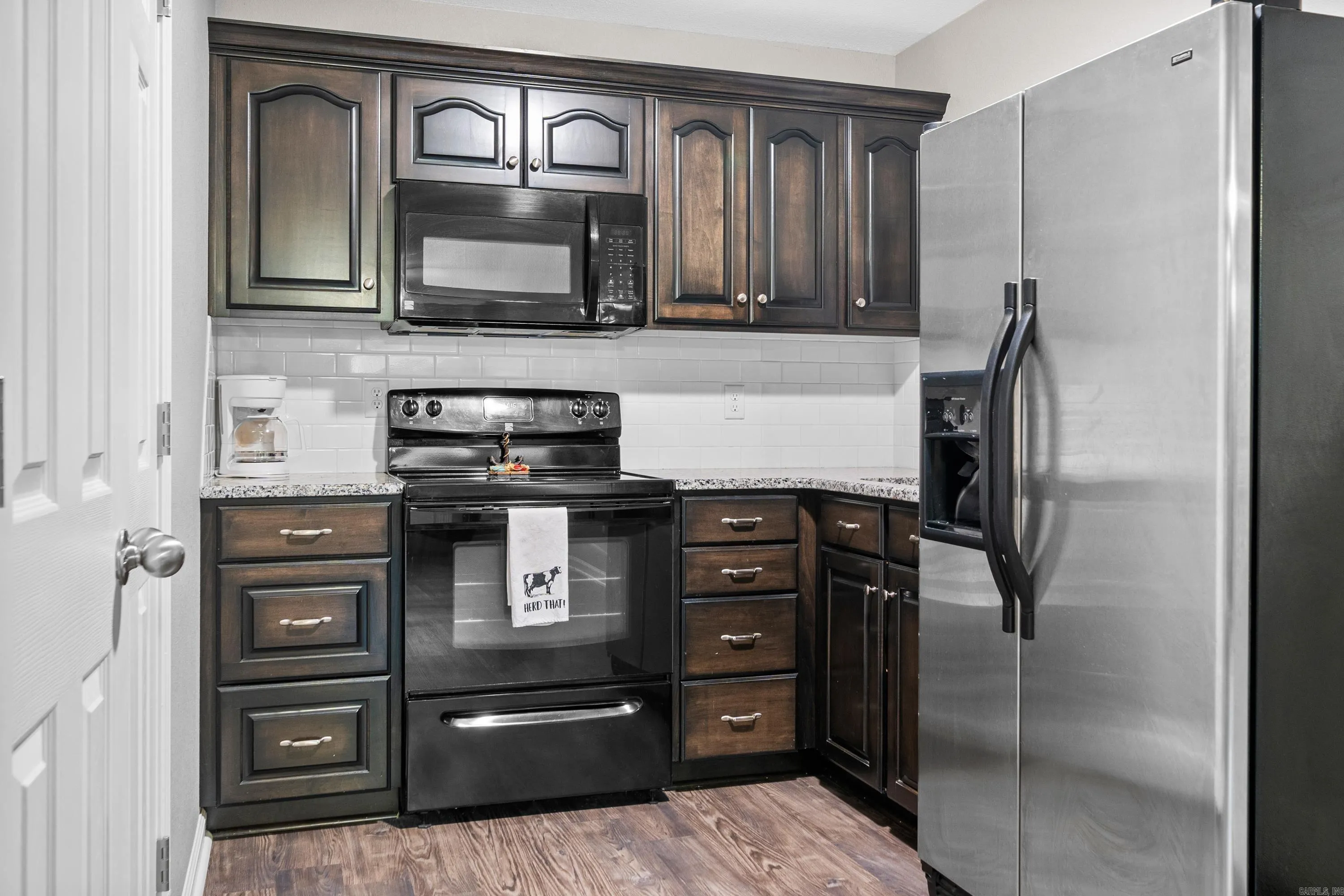 Property at 272  Rainwaters - Image 31