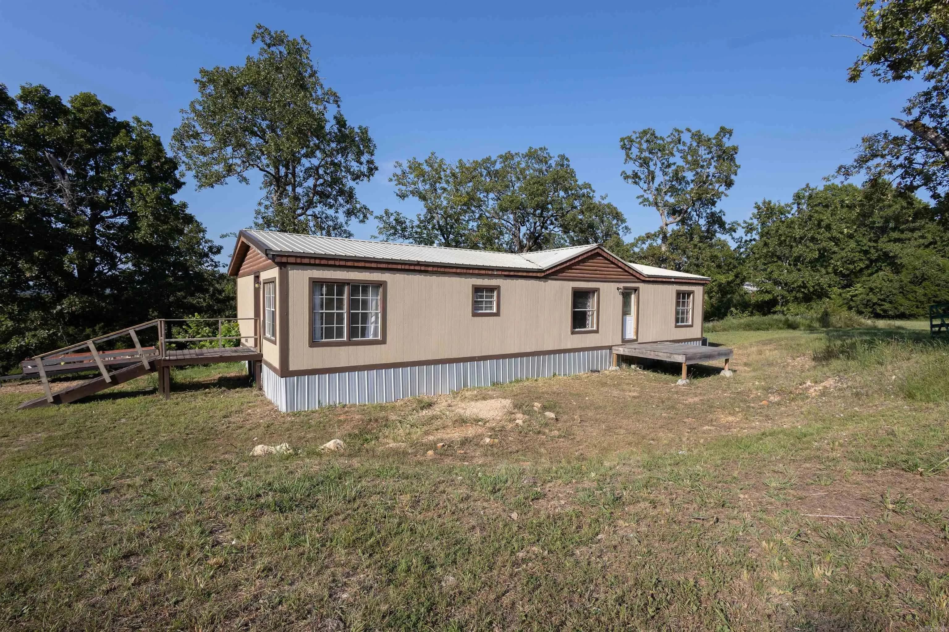 Property at 9  Mc 124 - Image 4