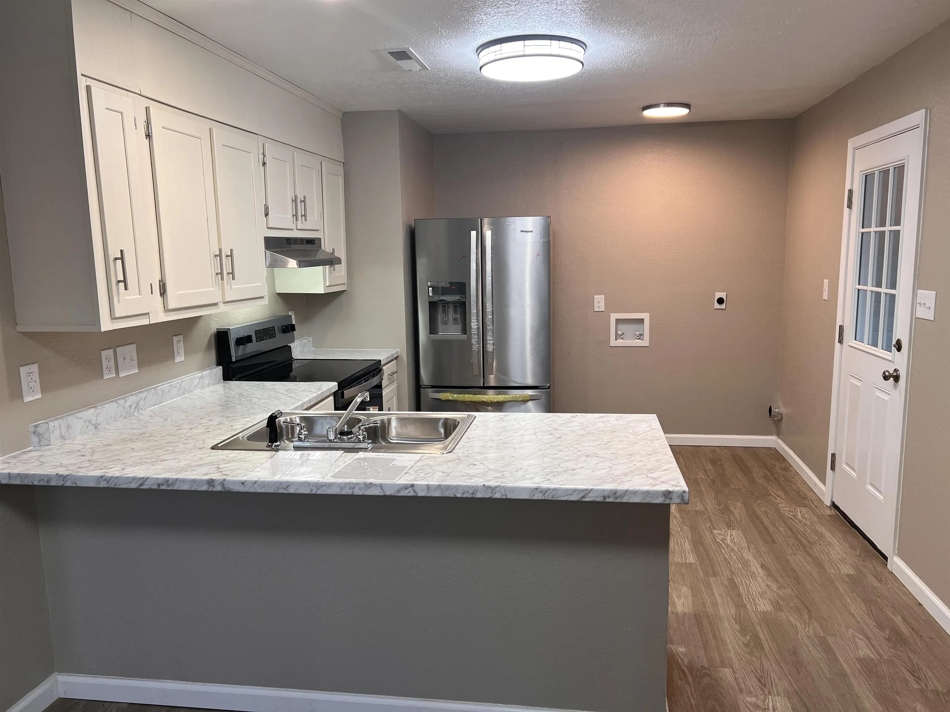 Property at 200 S 12th - Image 6