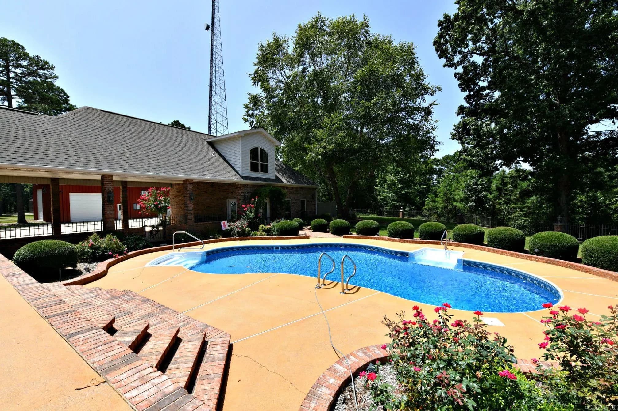 Property at 906  Grandview - Image 49