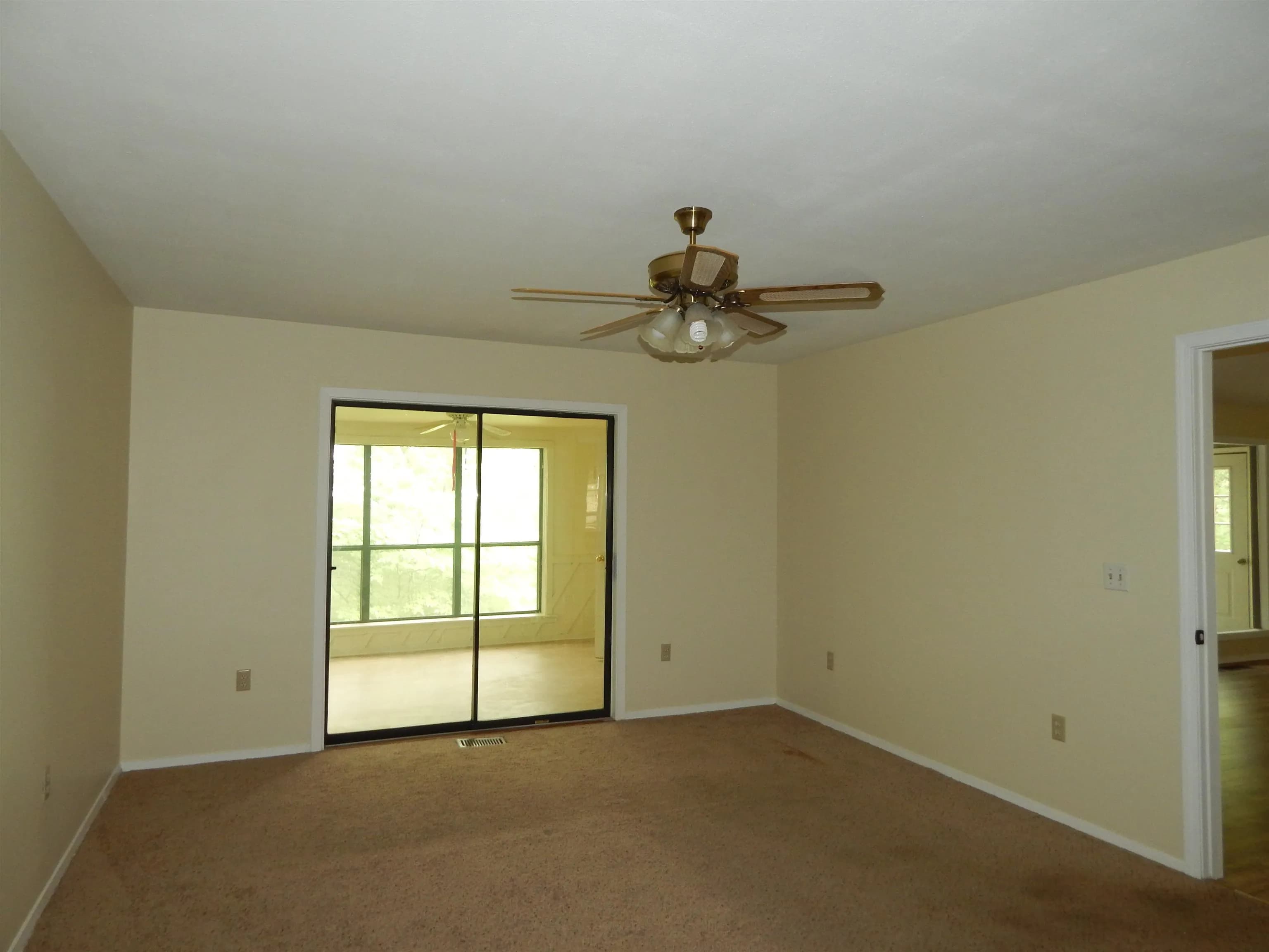 Property at 174  Woodlawn dr - Image 34