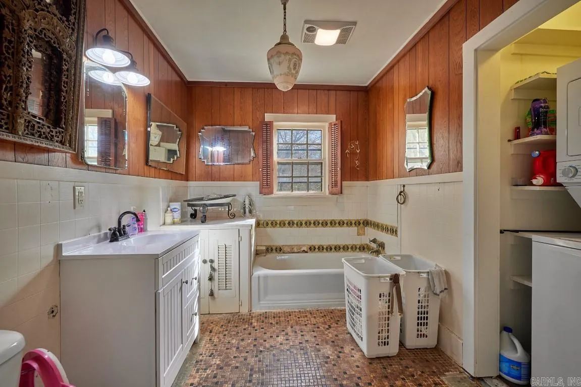 Property at 613  Green bay drive - Image 26