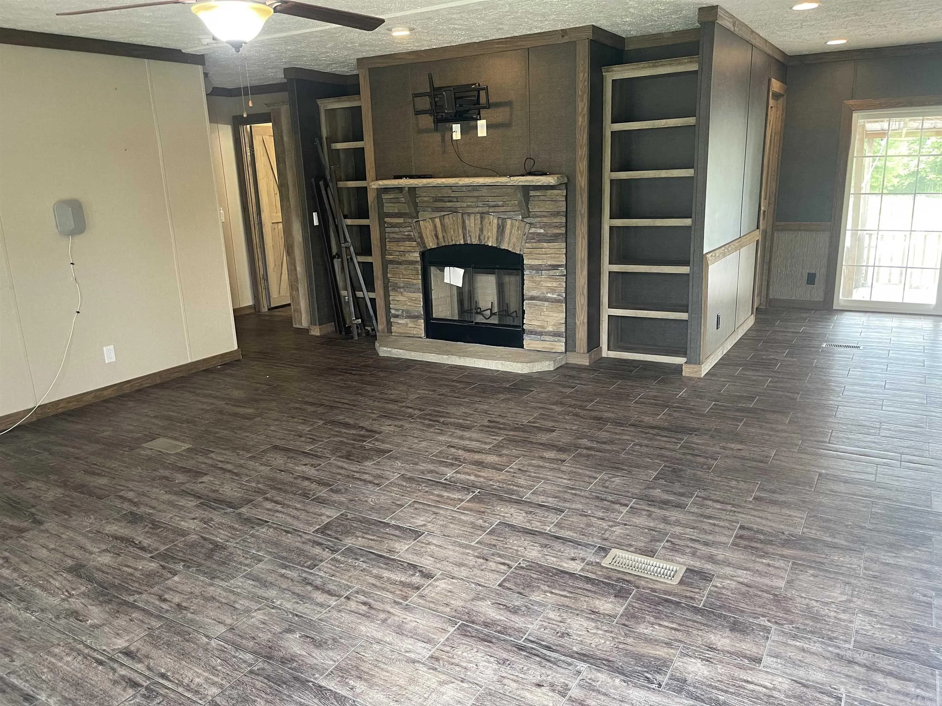 Property at 171  Miller - Image 2