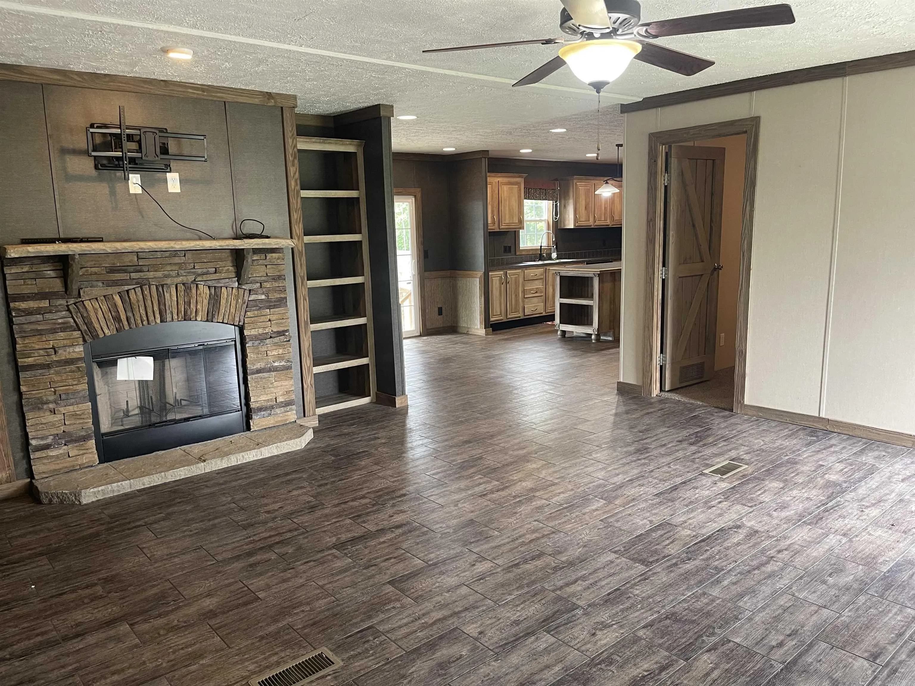 Property at 171  Miller - Image 3