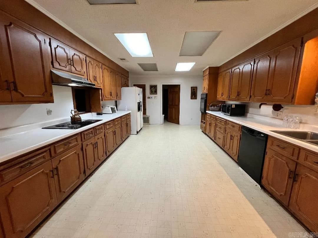 Property at 1200 W Arkansas - Image 25