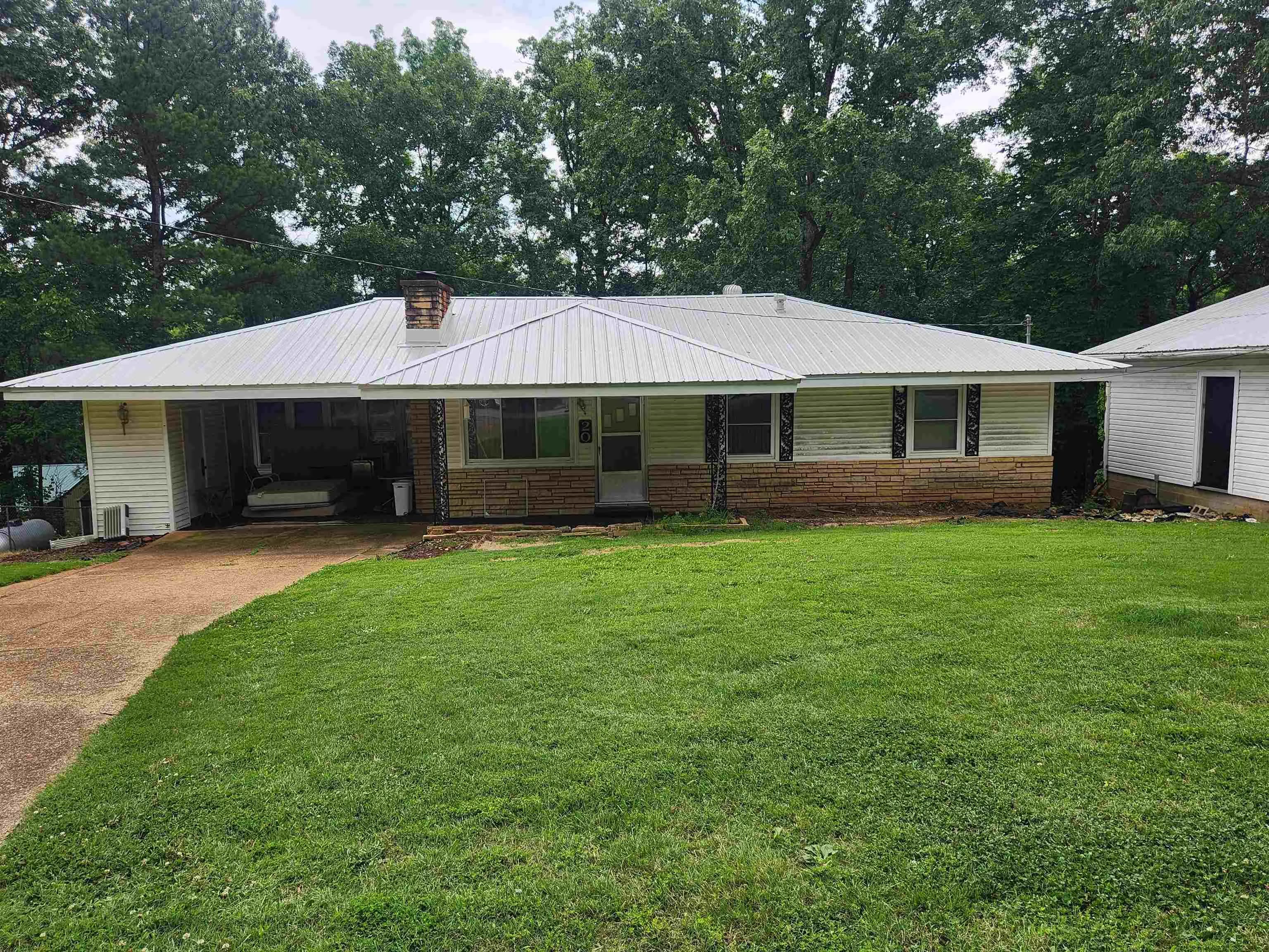 Property at 20 S Ontario - Image 2