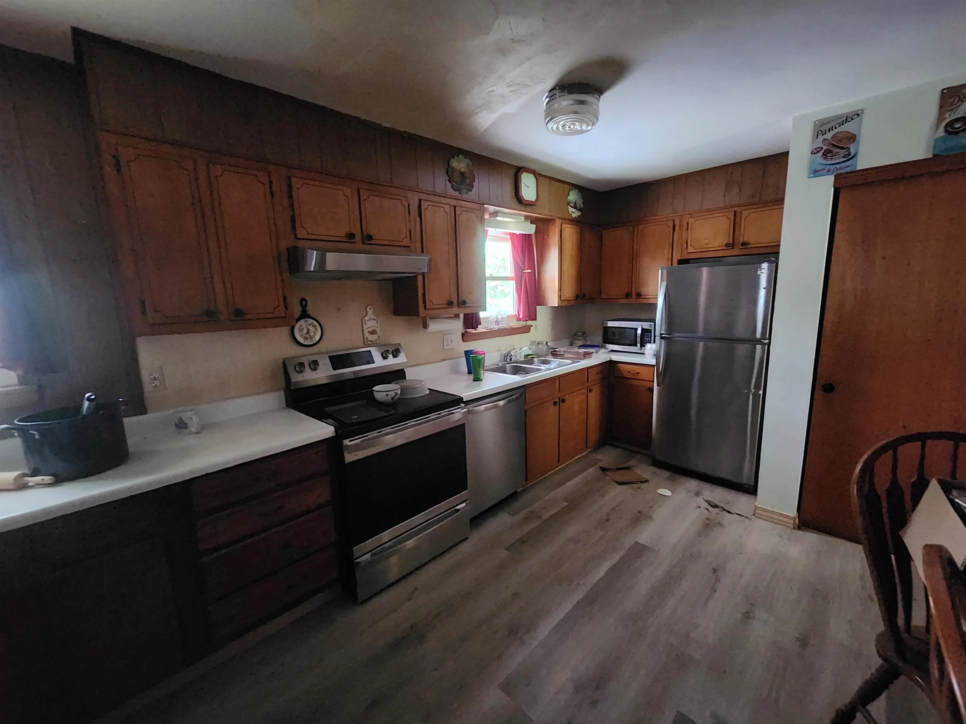 Property at 20 S Ontario - Image 10