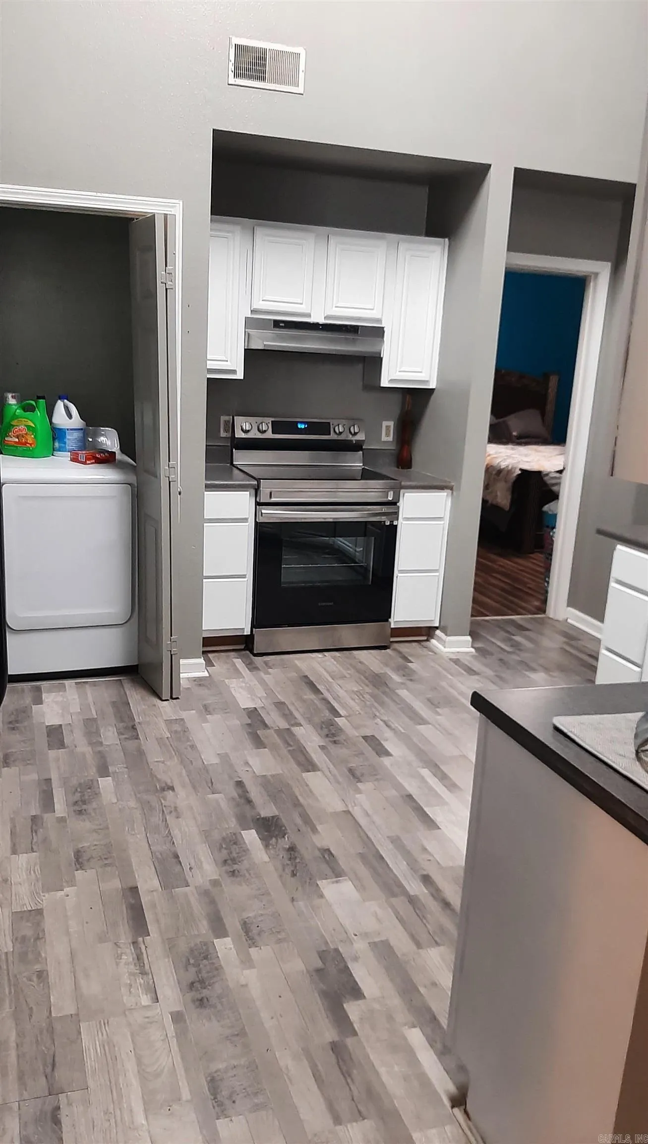 Property at 1502  War eagle - Image 6