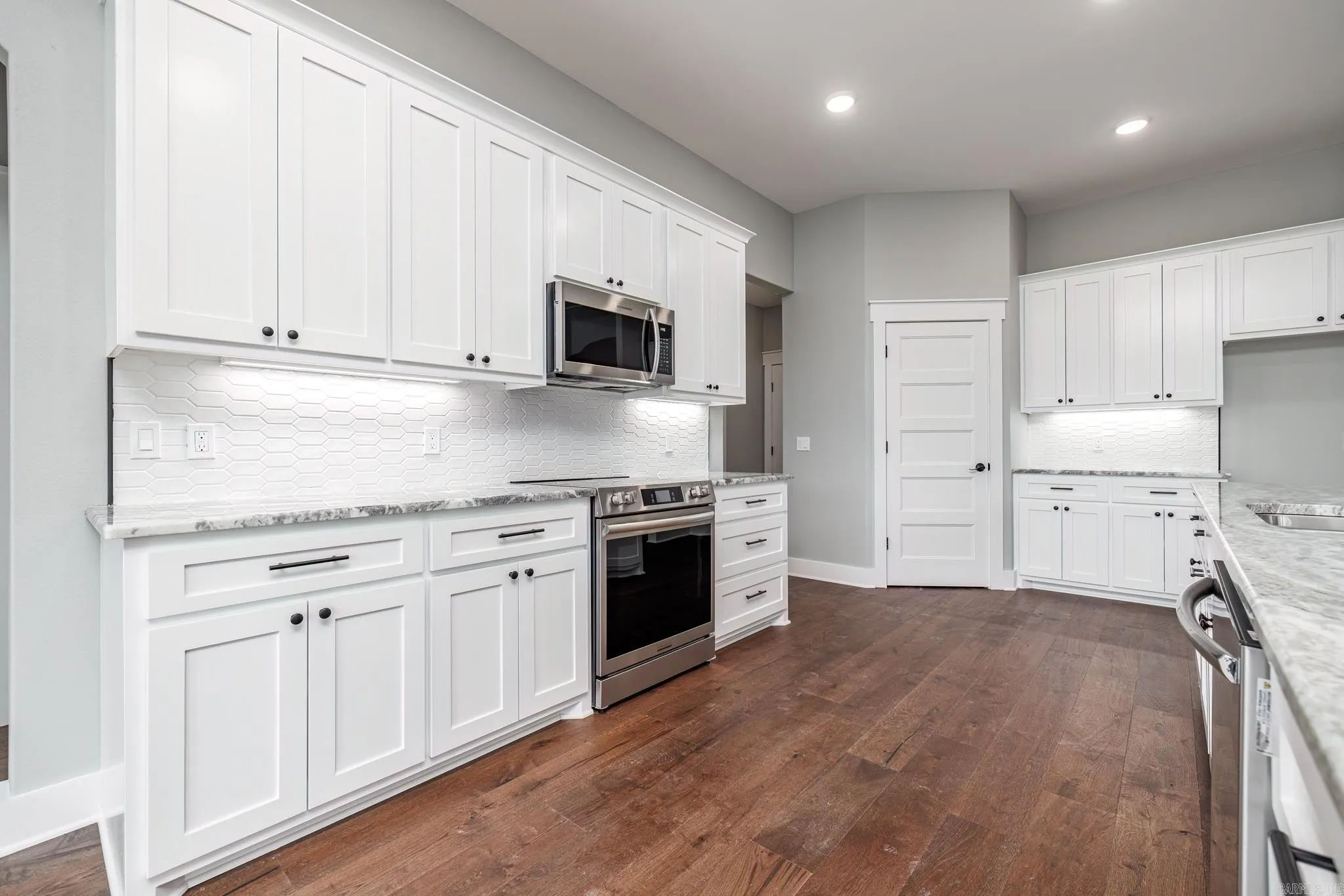 Property at 331  Maderas drive - Image 16