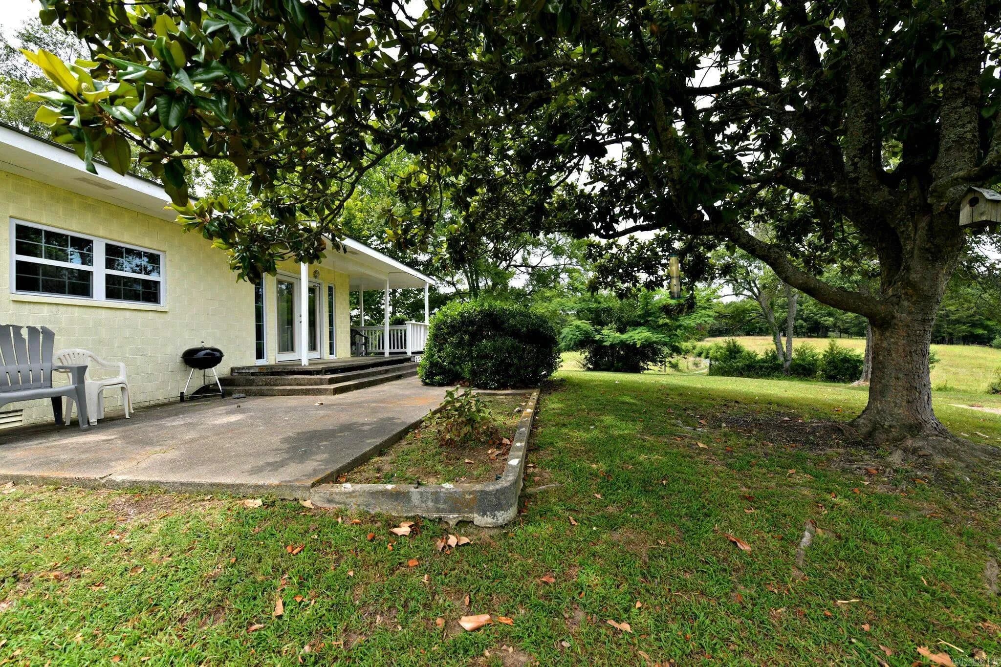 Property at 385  Polk road 41 s - Image 32