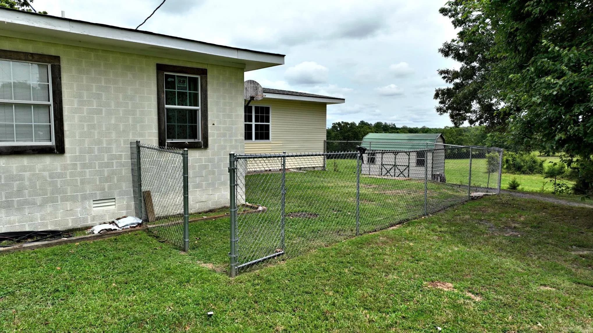 Property at 385  Polk road 41 s - Image 33