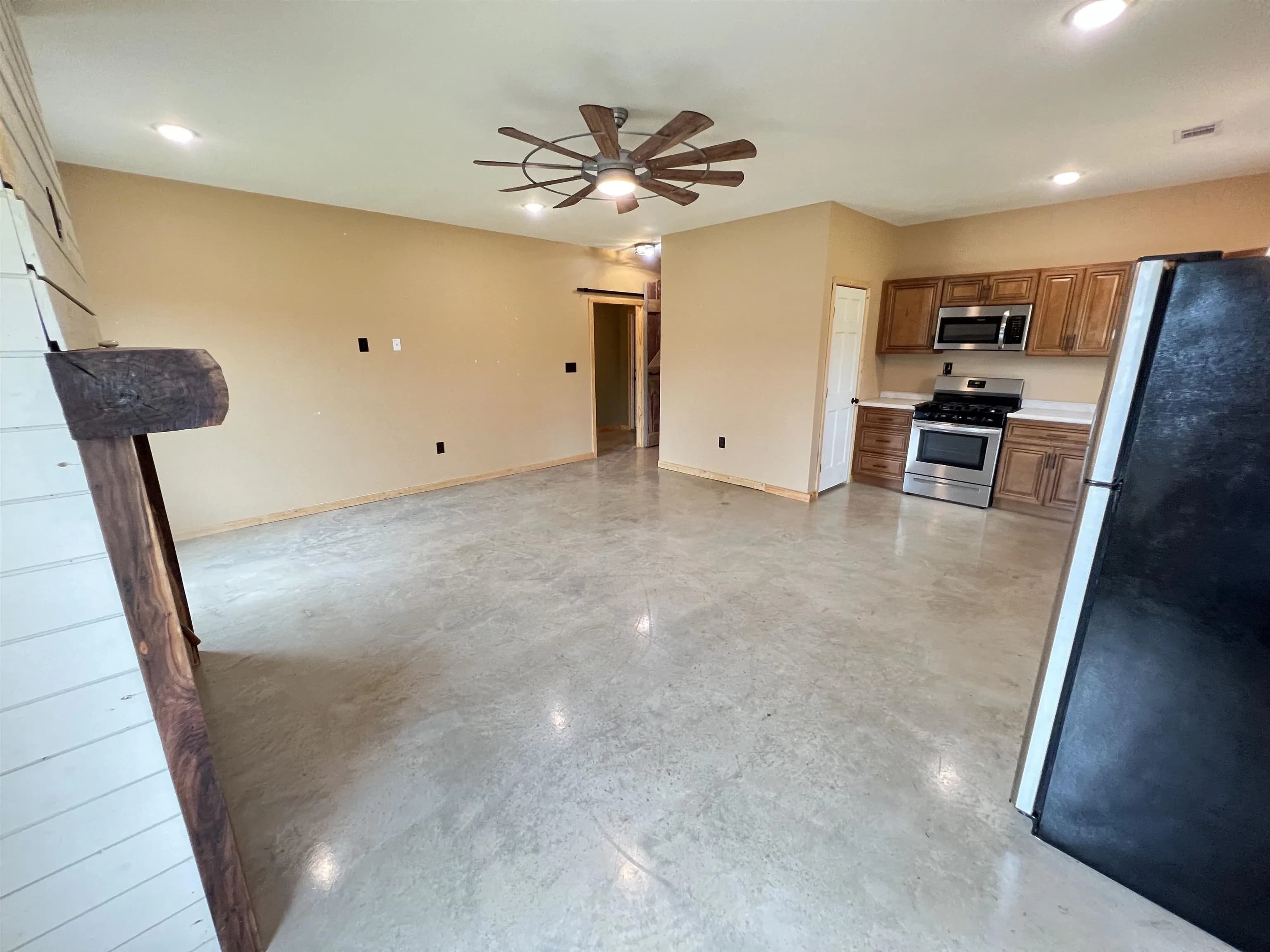 Property at 1350  Hwy 115 - Image 17