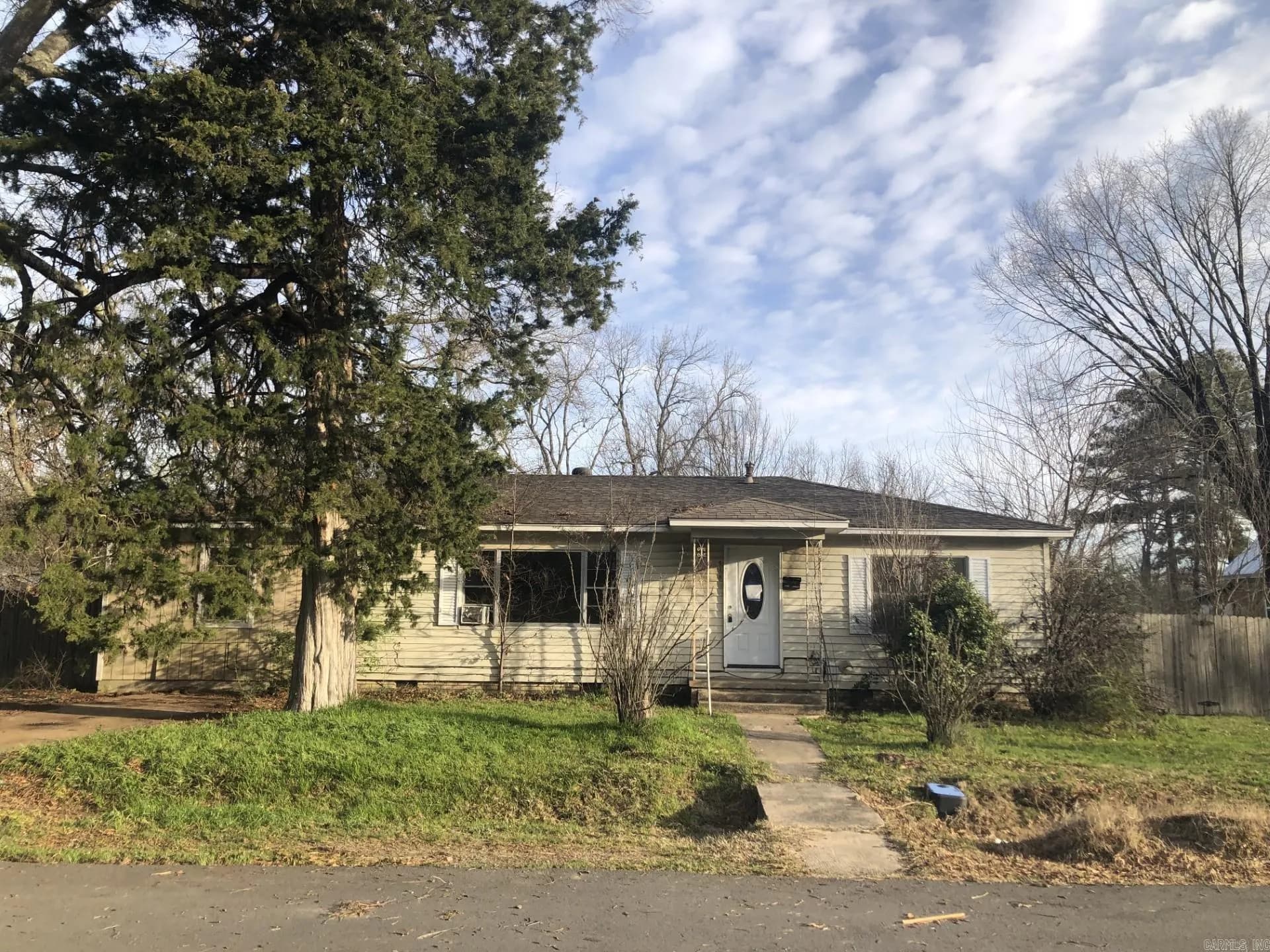 Property at 418 W 4th - Image 1