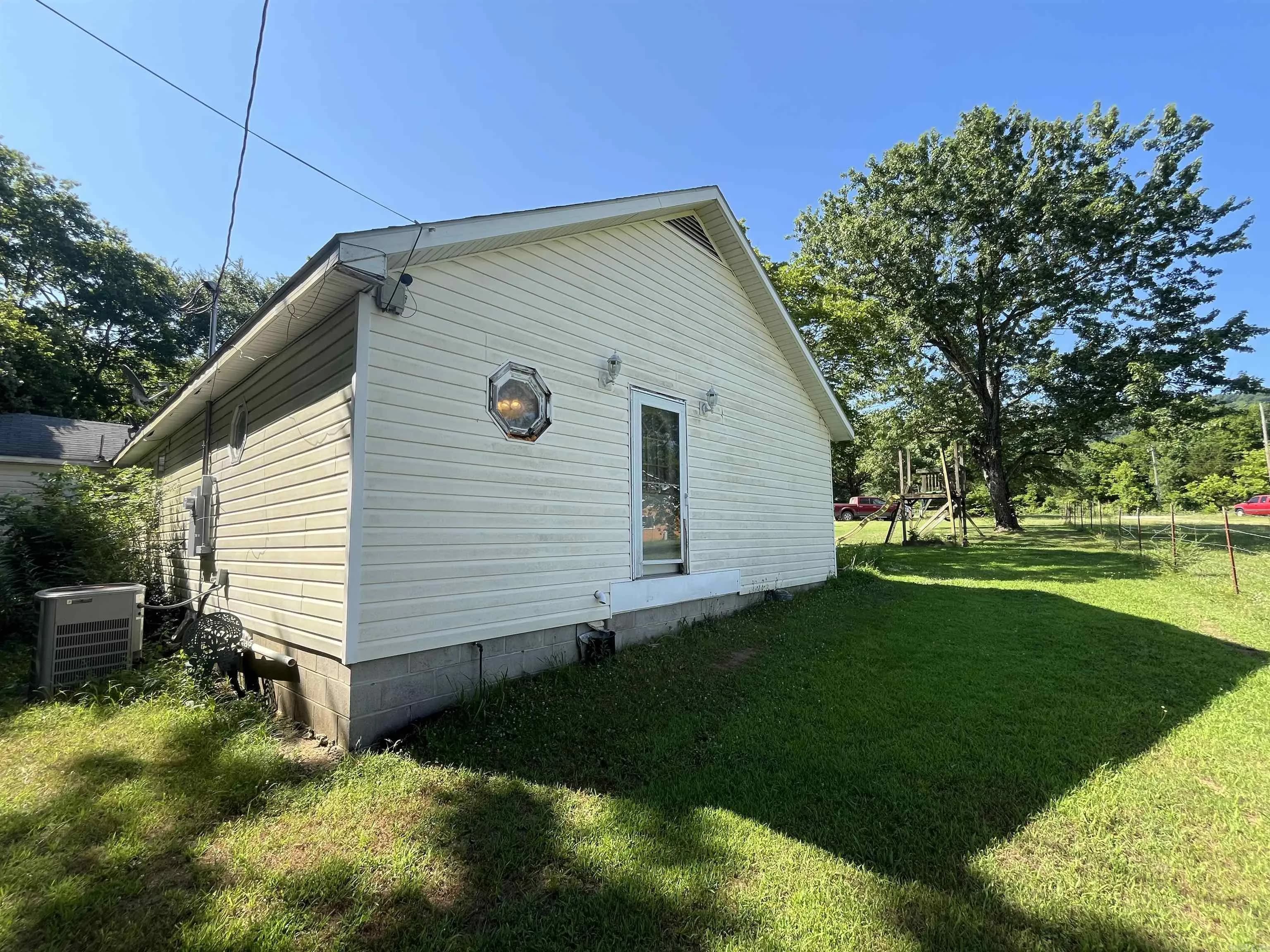 Property at 145  Cajun creek rd - Image 11